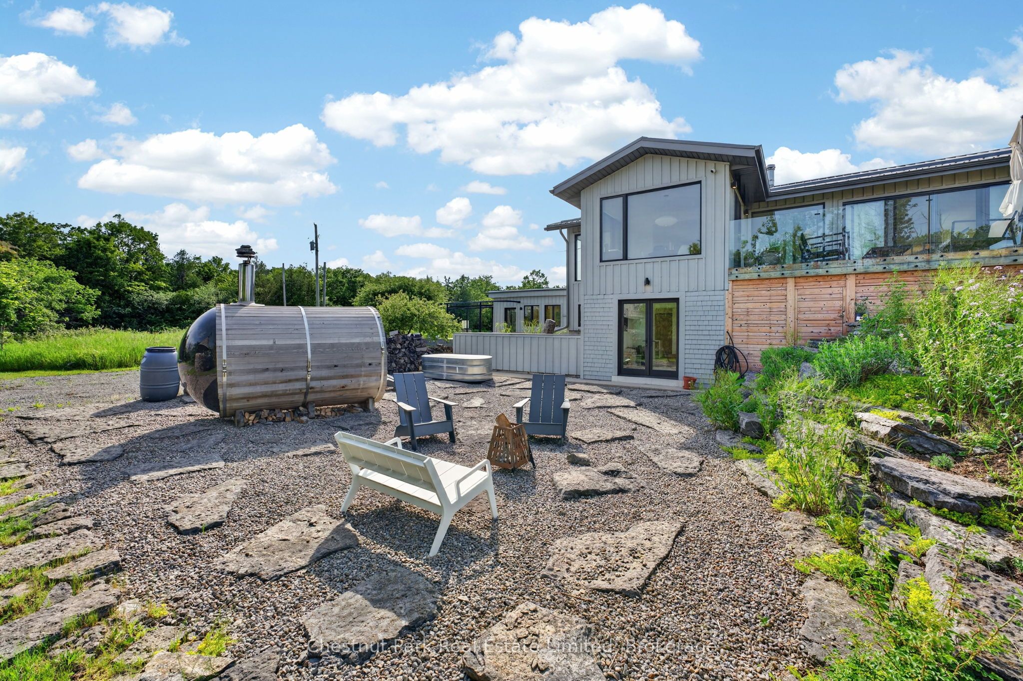 745 Crowes Road