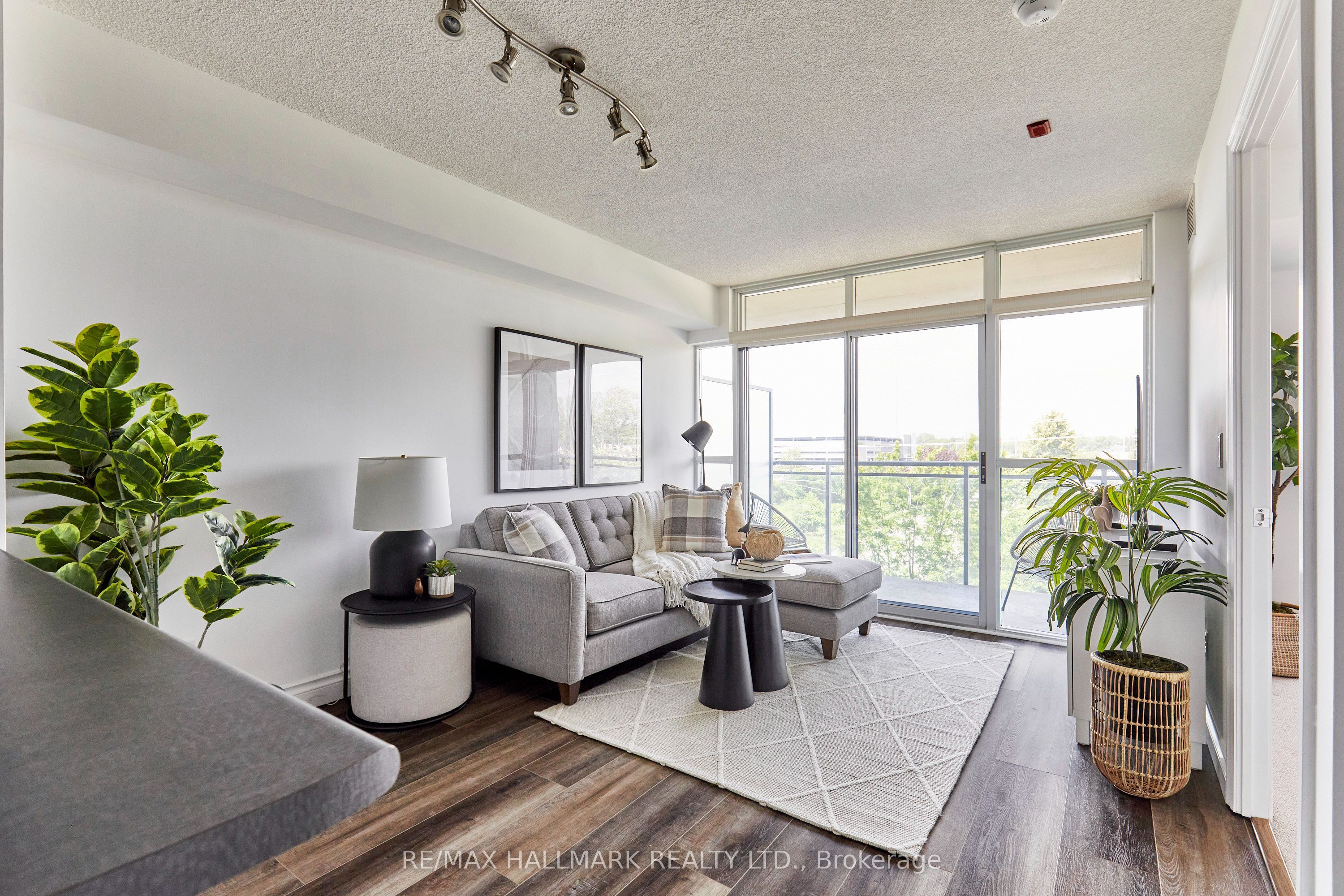 1600 Charles Street 410