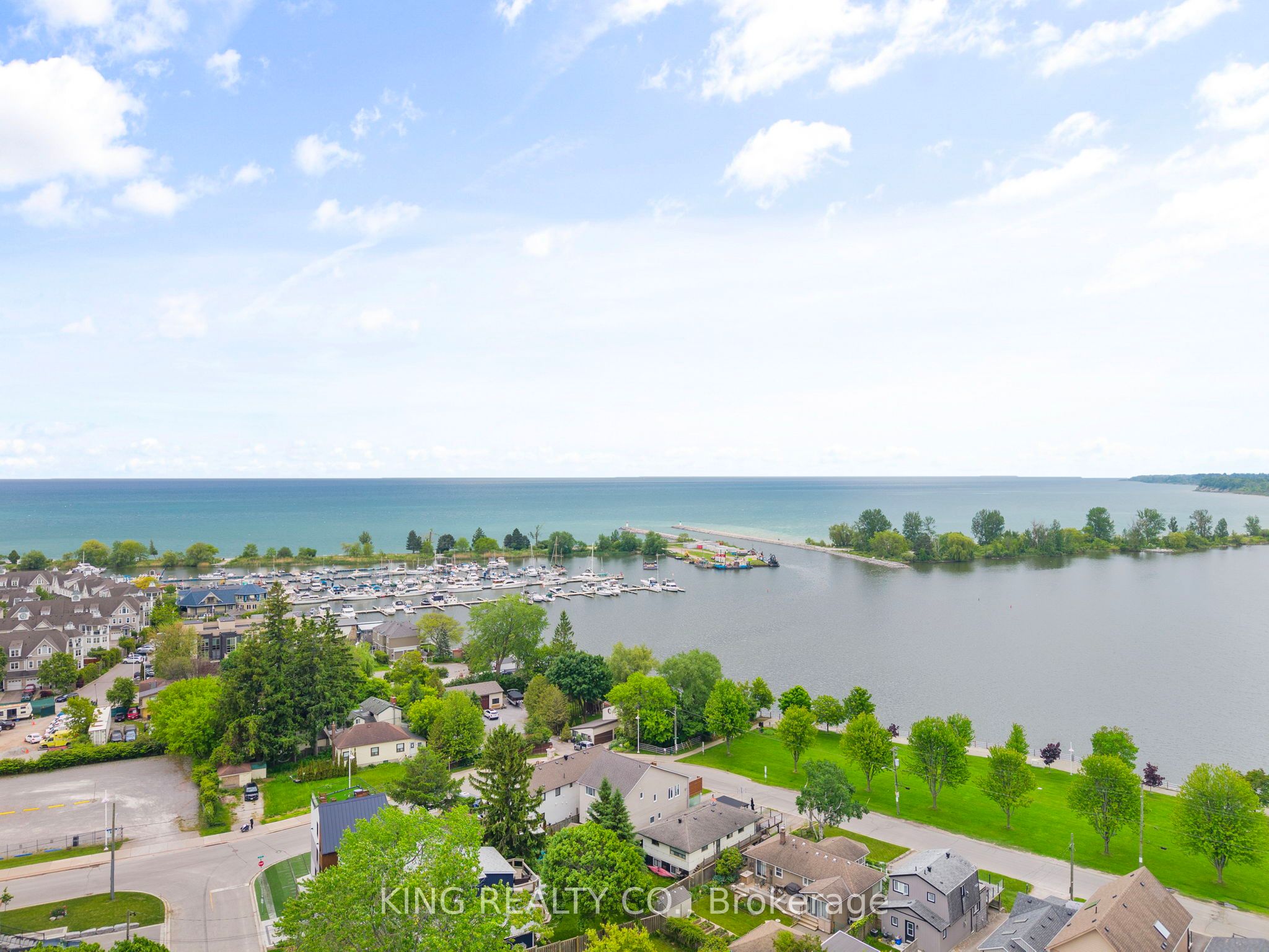 1295 Wharf Street 30