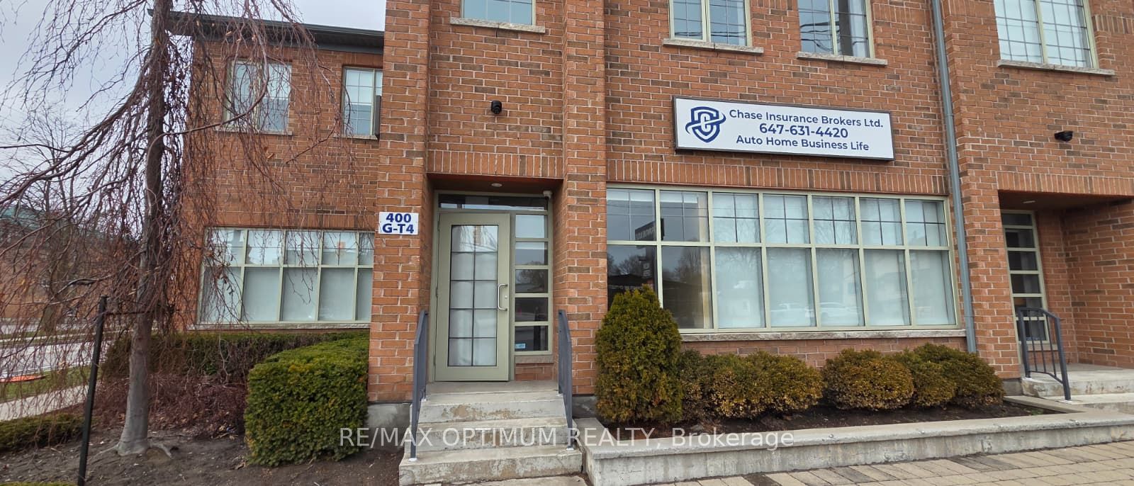400 Dundas Street G - T4 Room 2