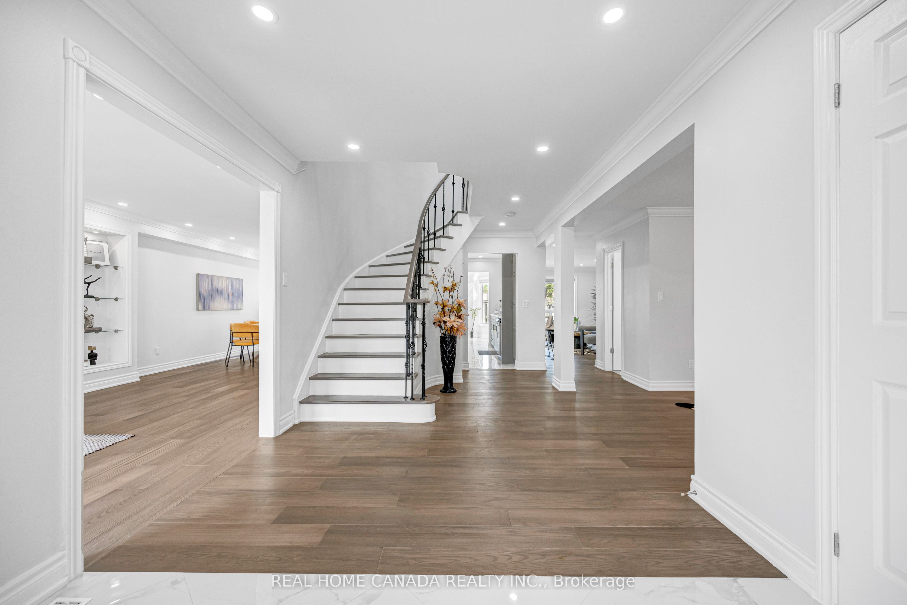 5315 Huntingfield Drive