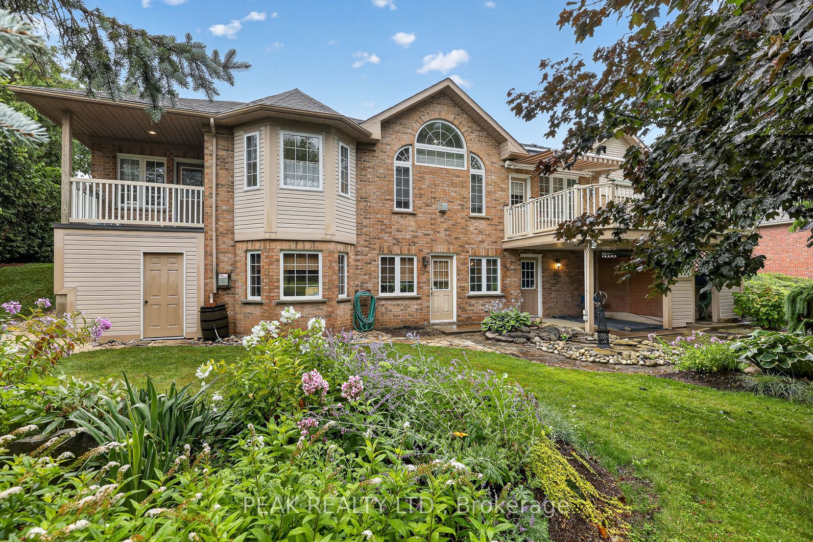 92 Shephard Place
