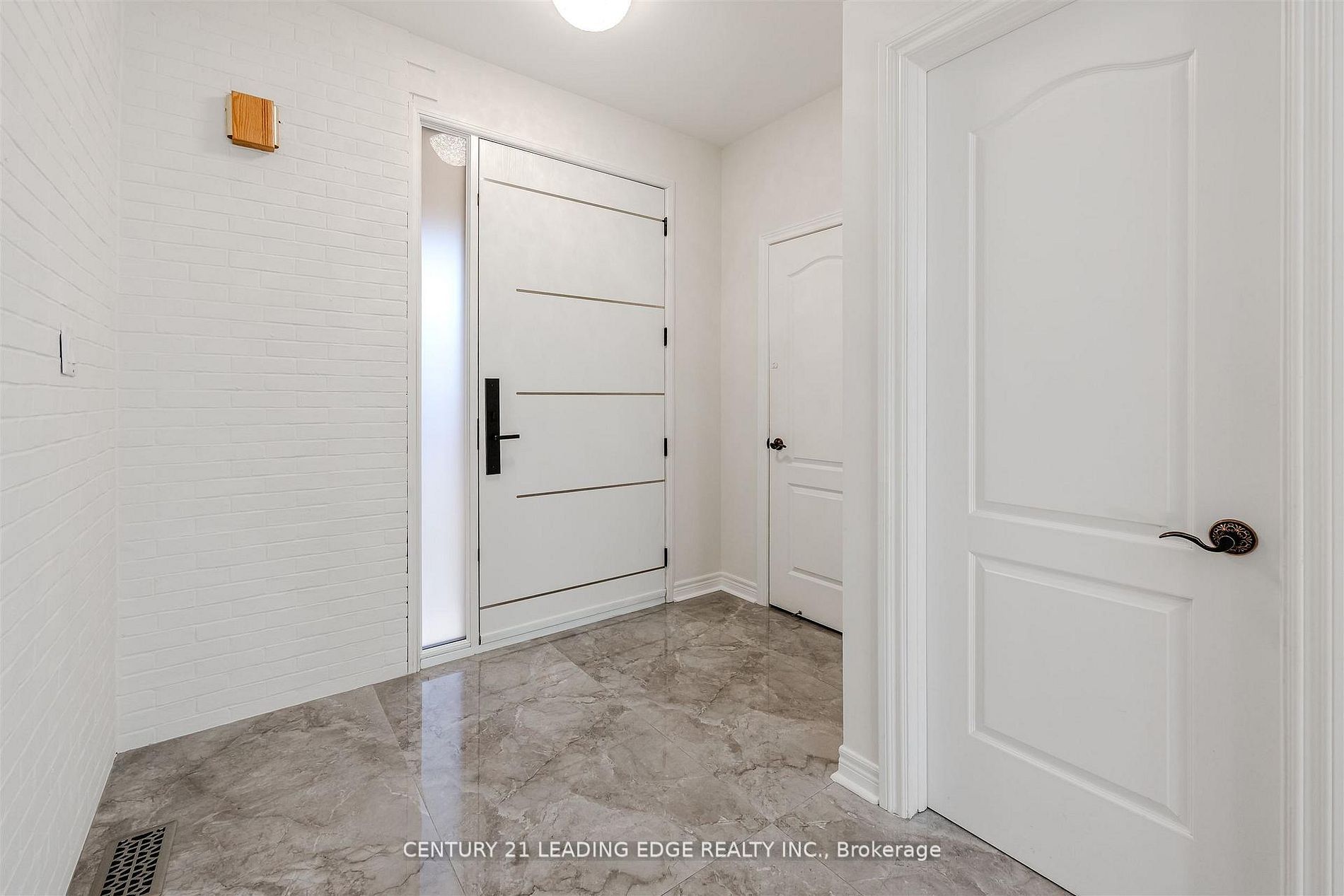 193 Tigertail Crescent