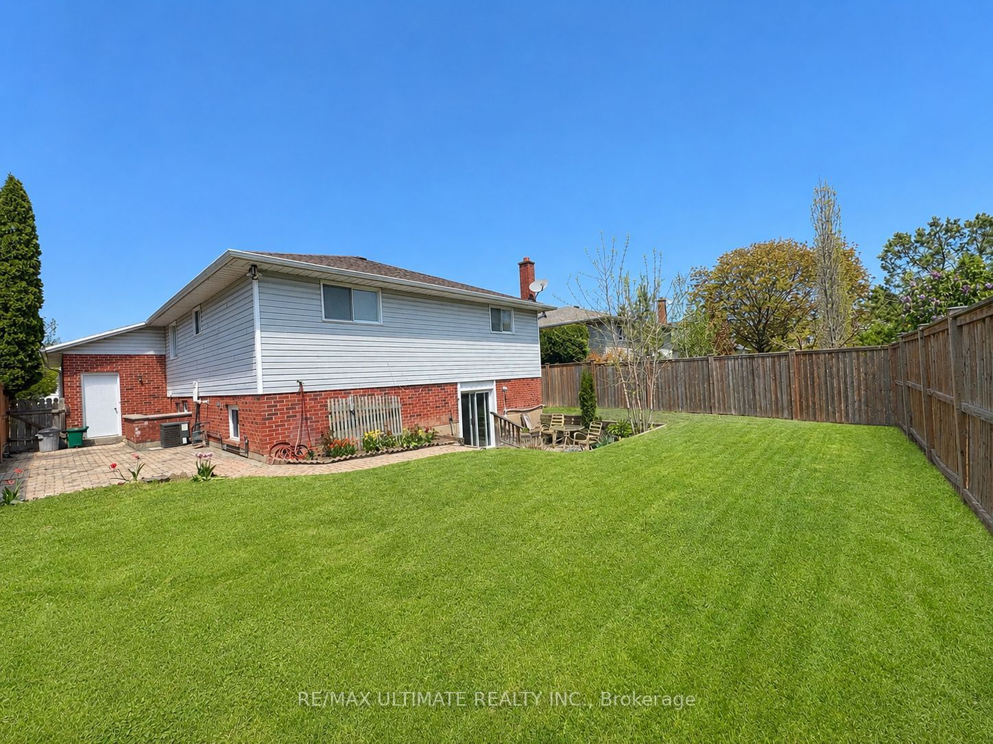 12 Stoney Brook Crescent