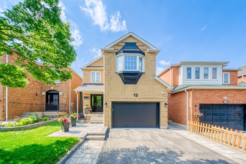 18 Booth Crescent
