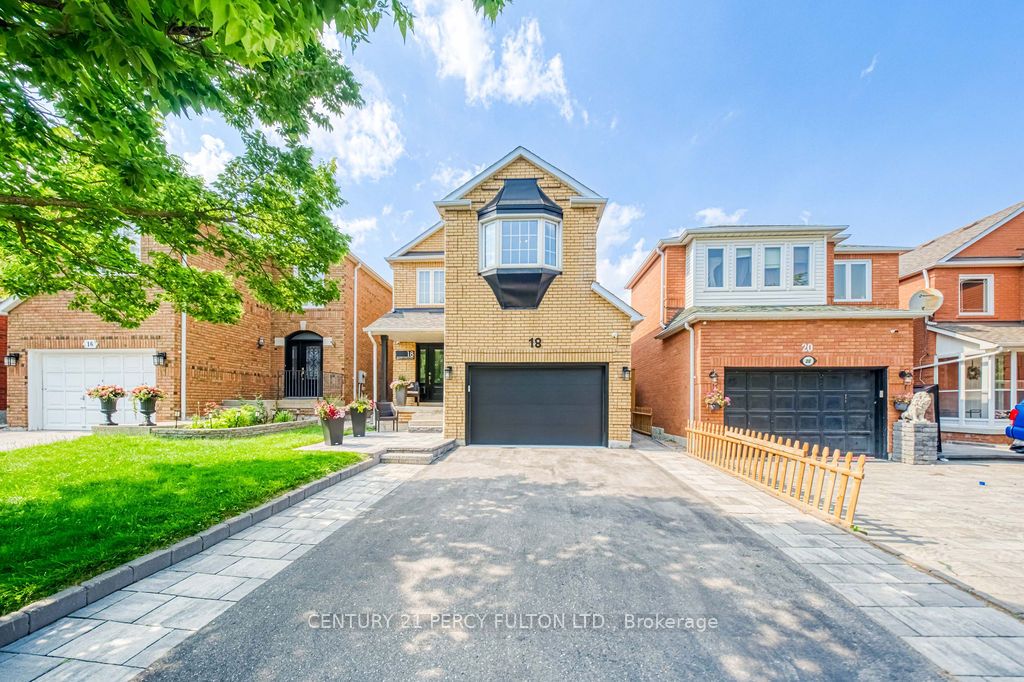 18 Booth Crescent