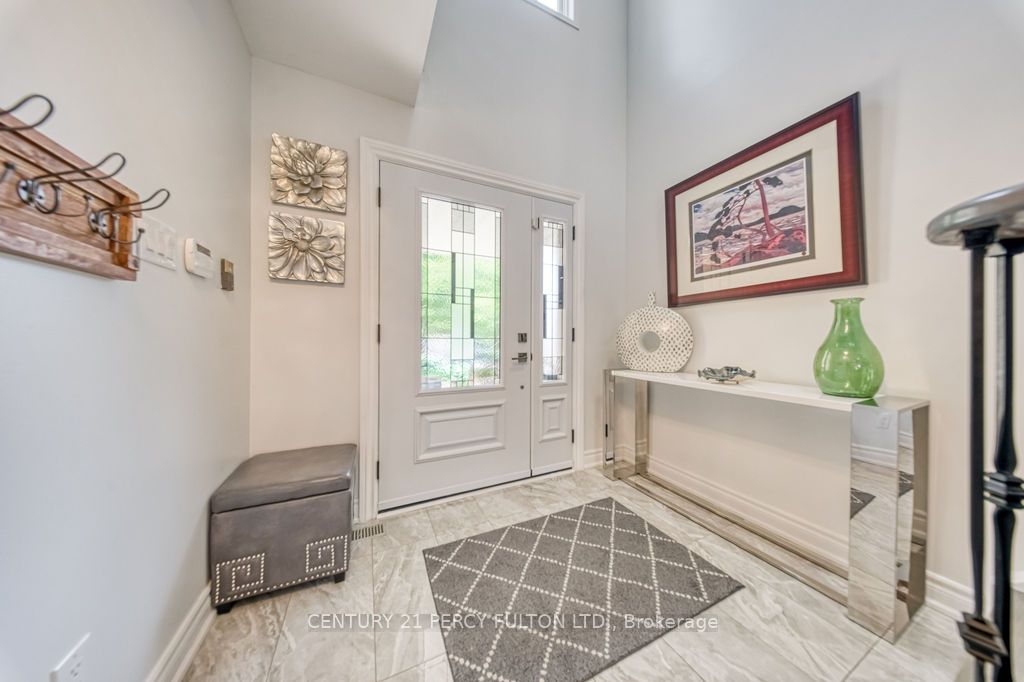 18 Booth Crescent