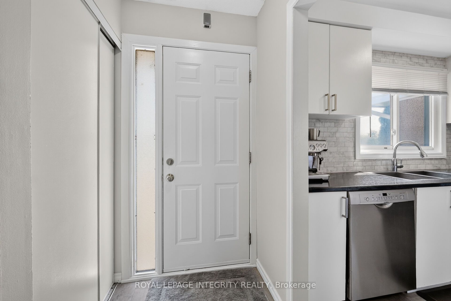 4356 Stella Crescent