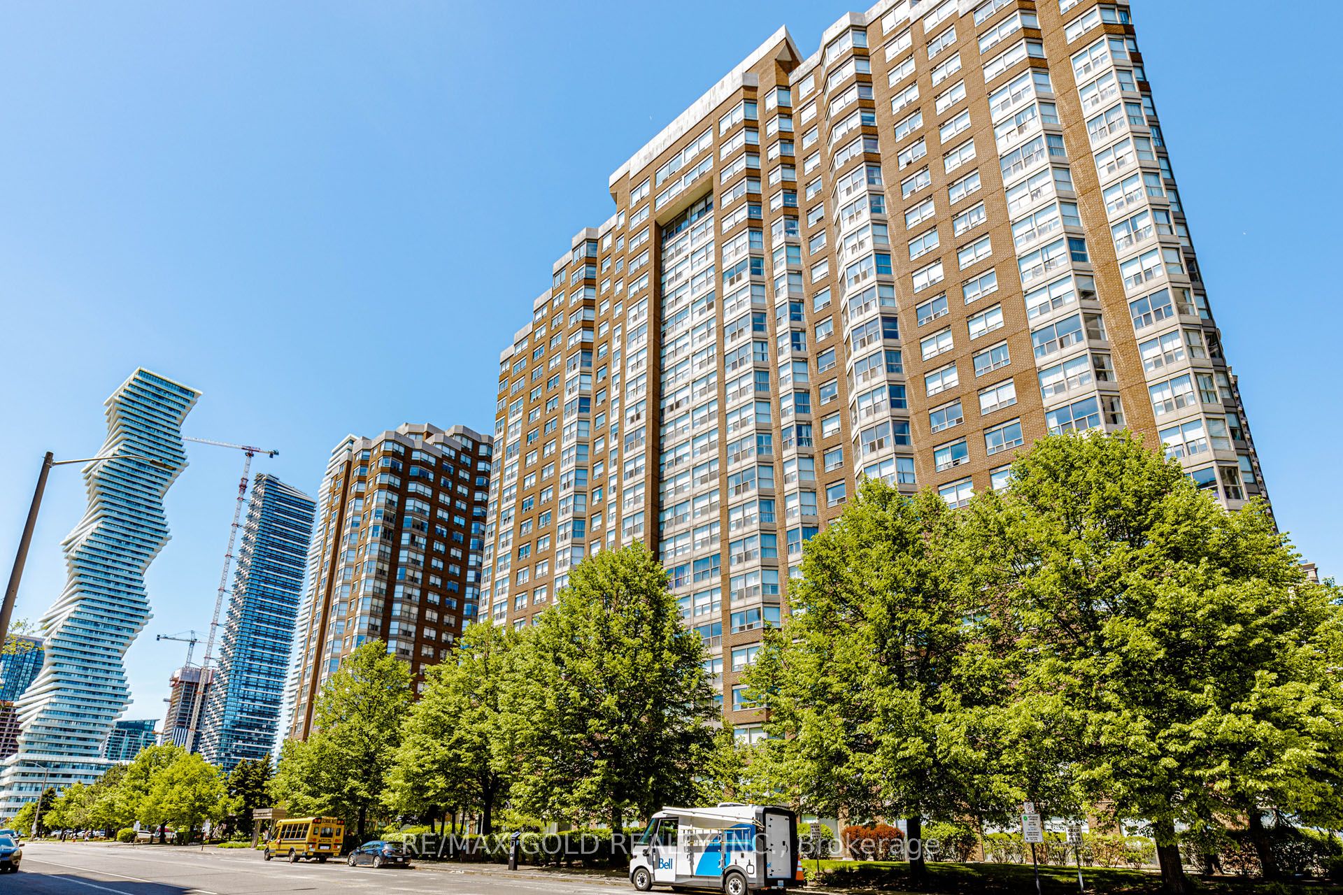 325 Webb Drive PH 201