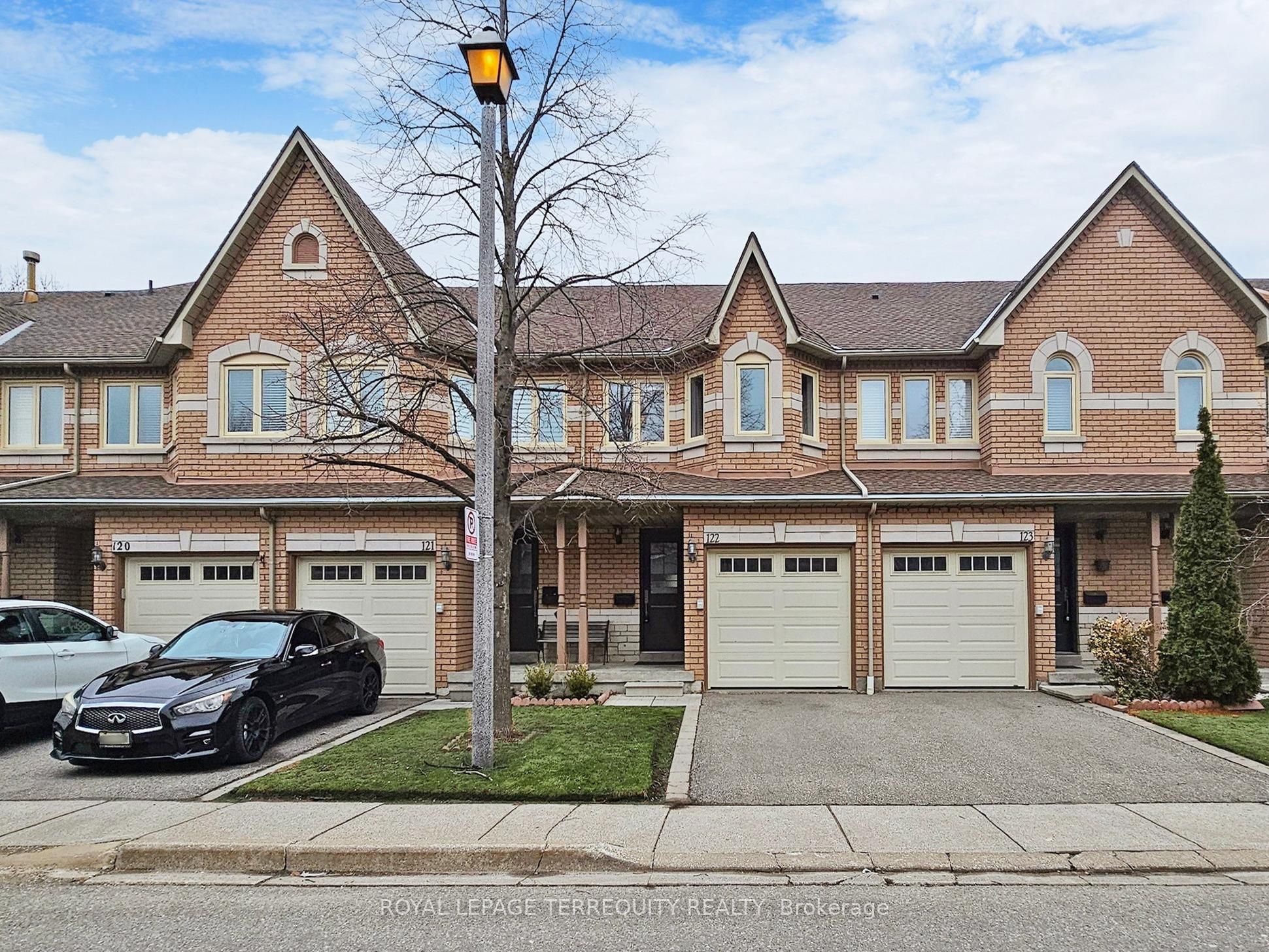 455 Apache Court 122