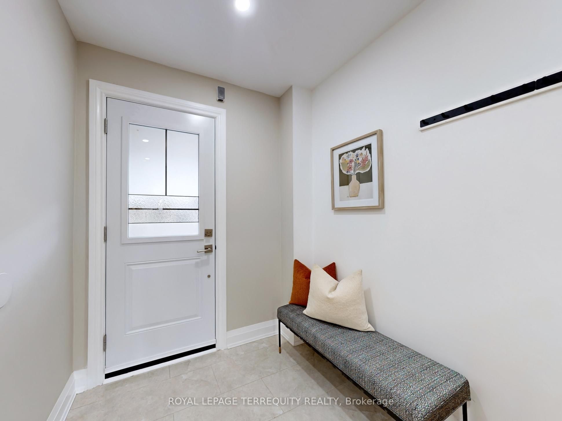 455 Apache Court 122