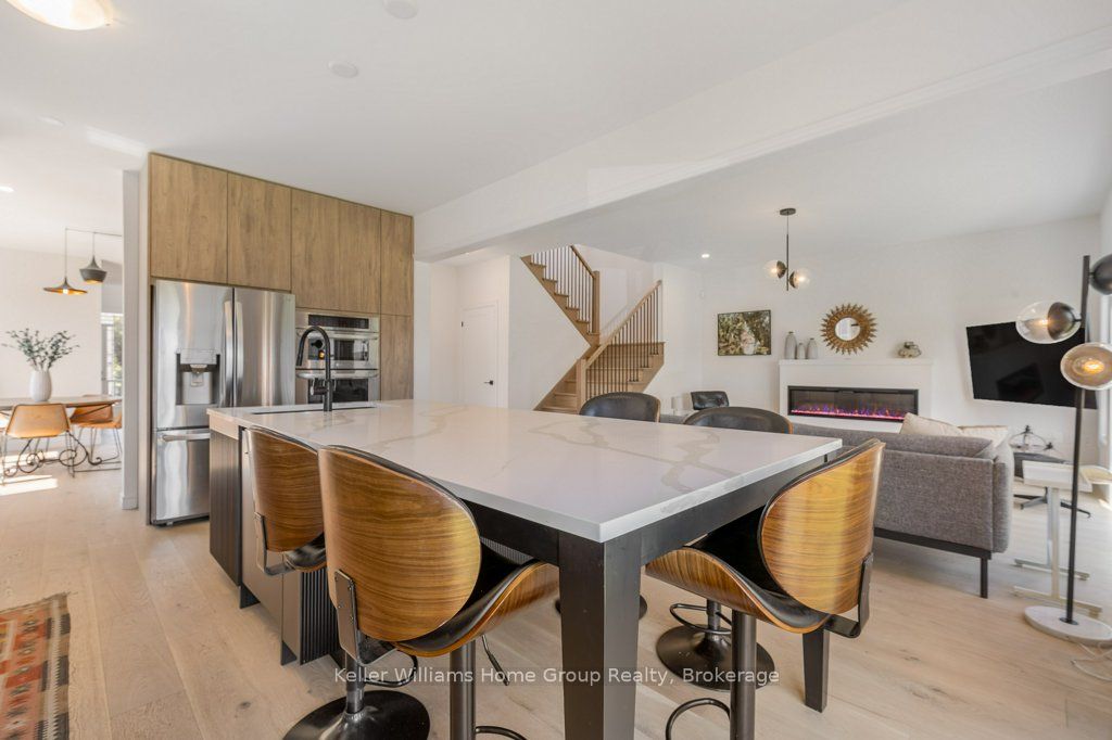 48 MACALISTER BOULEVARD N/A