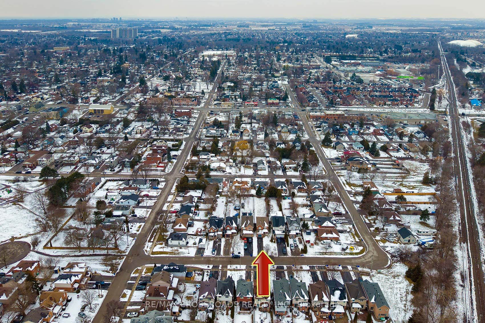 510 Hickory Street N