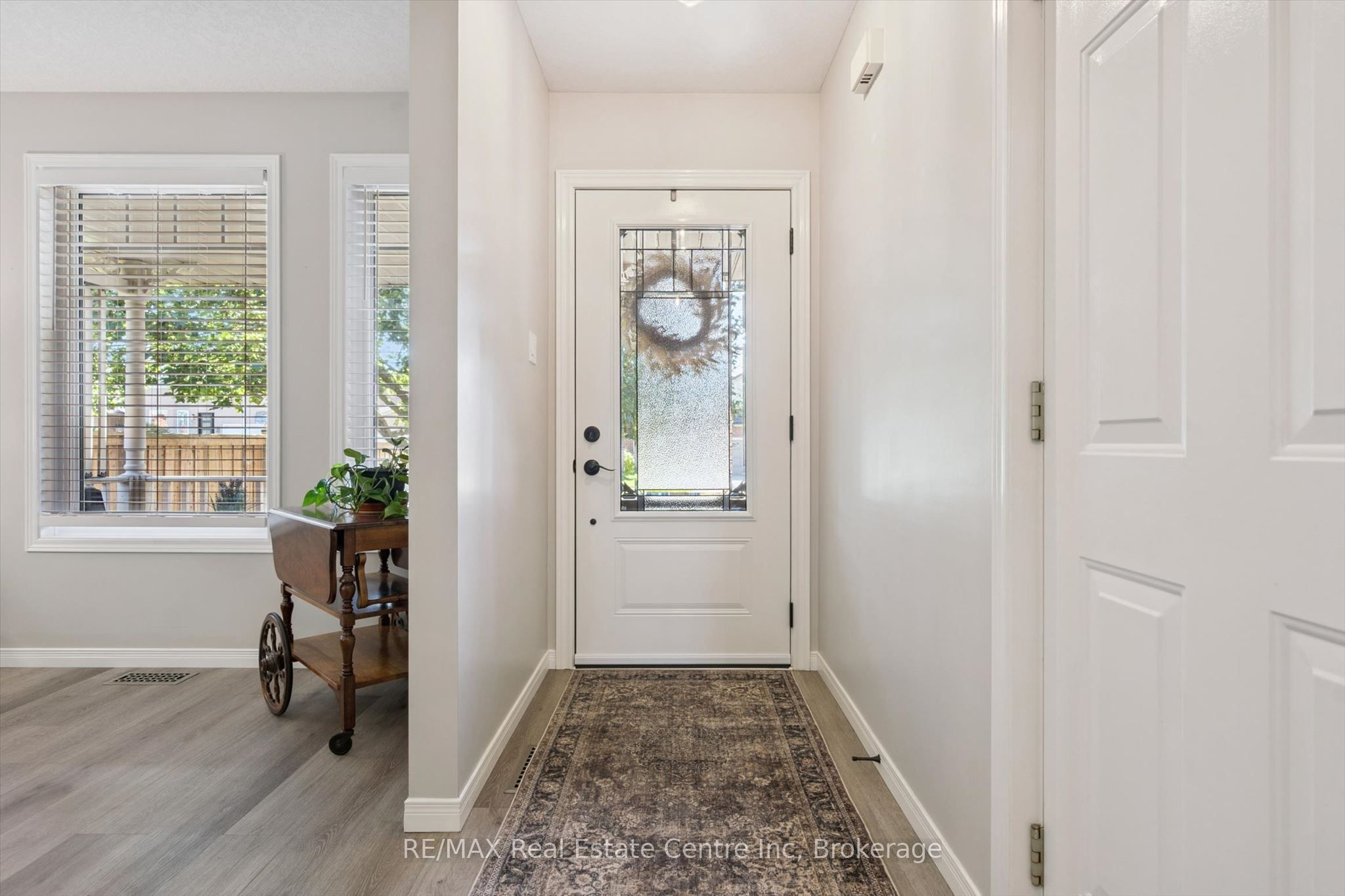 48 Abbeywood Crescent