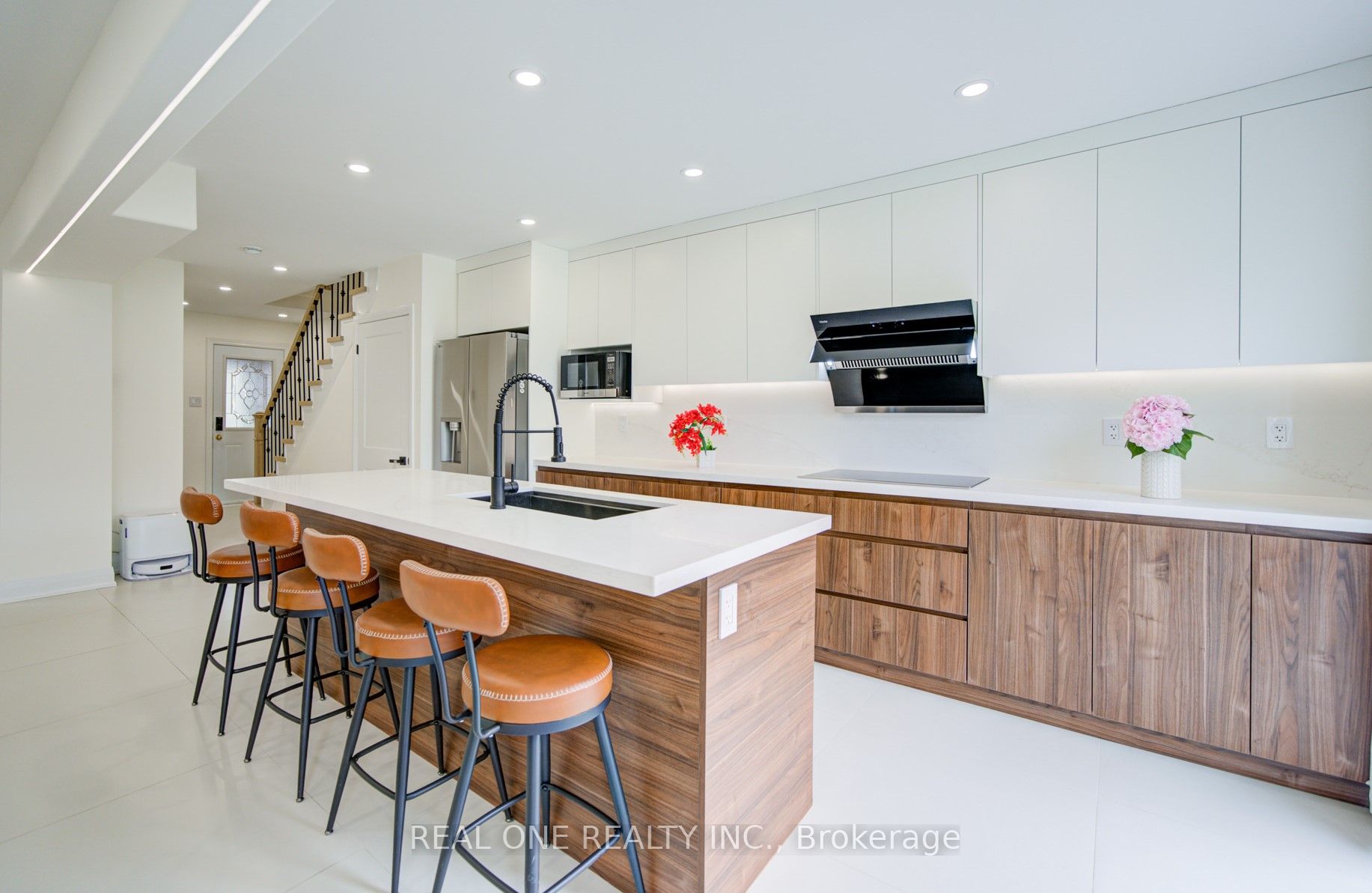 100 Kenley Crescent
