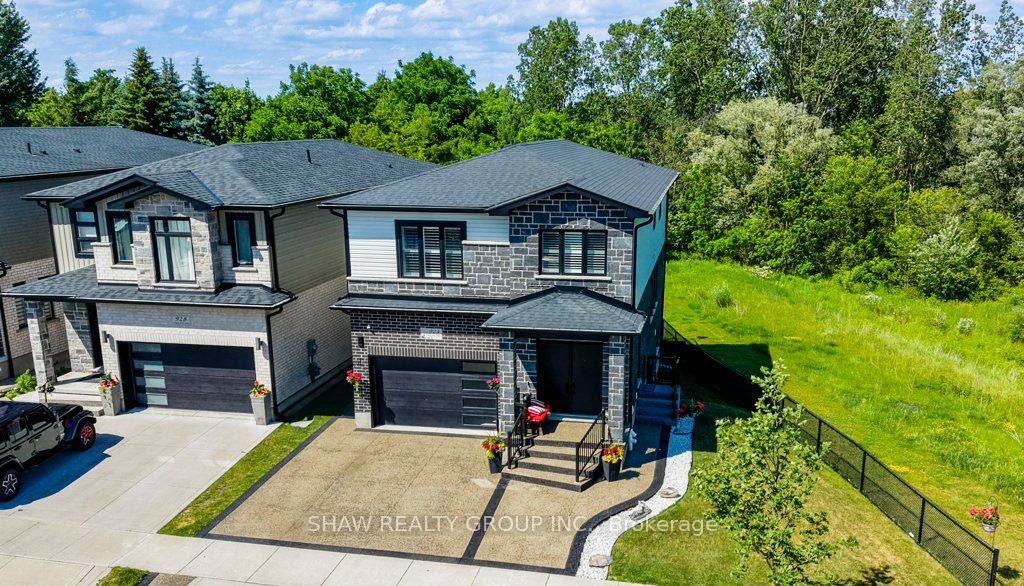 924 Chapel Hill Court