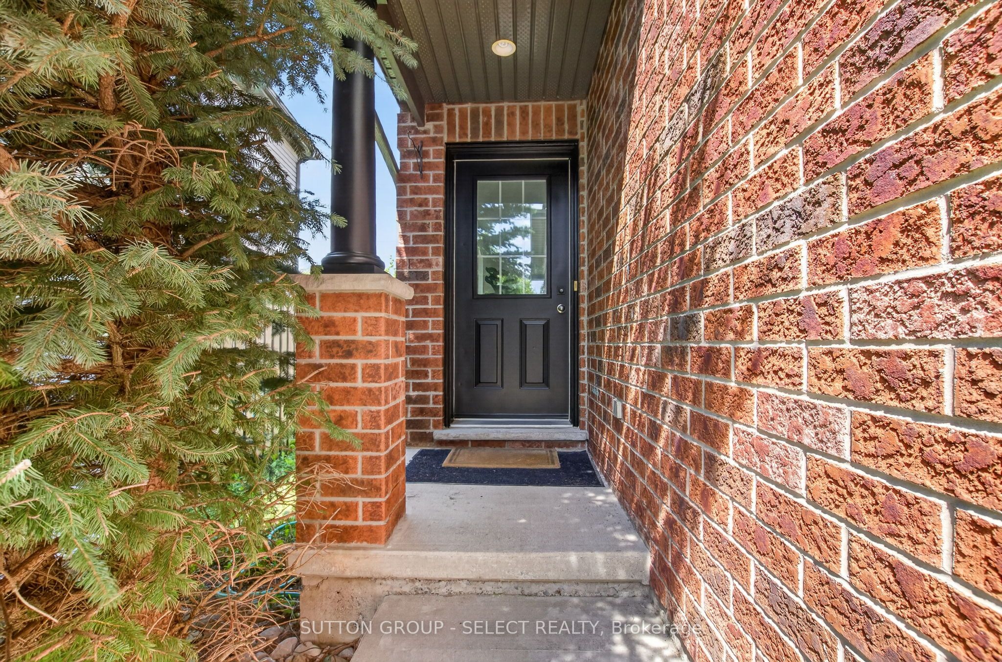 1893 Stackhouse Crescent