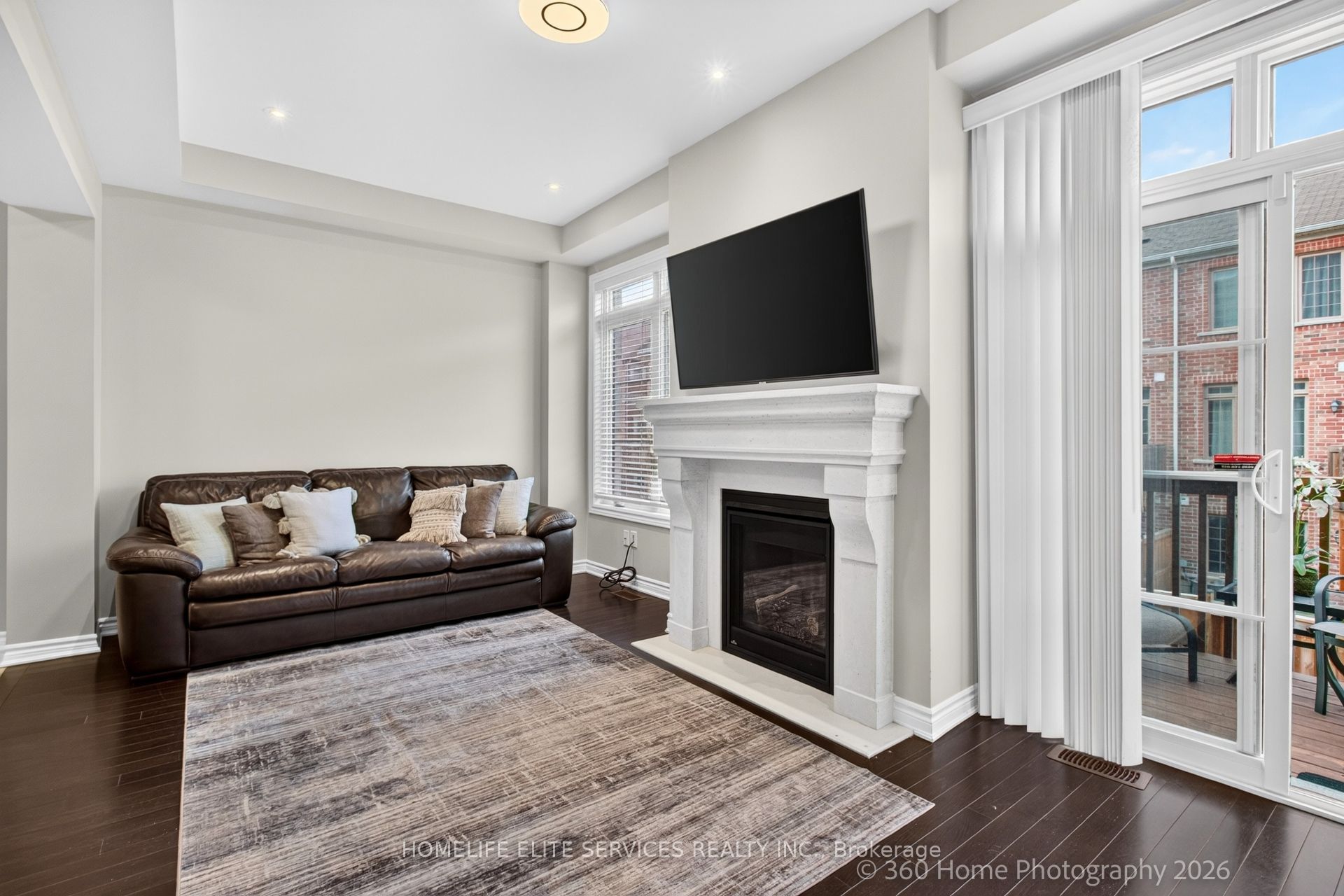70 Farooq Boulevard