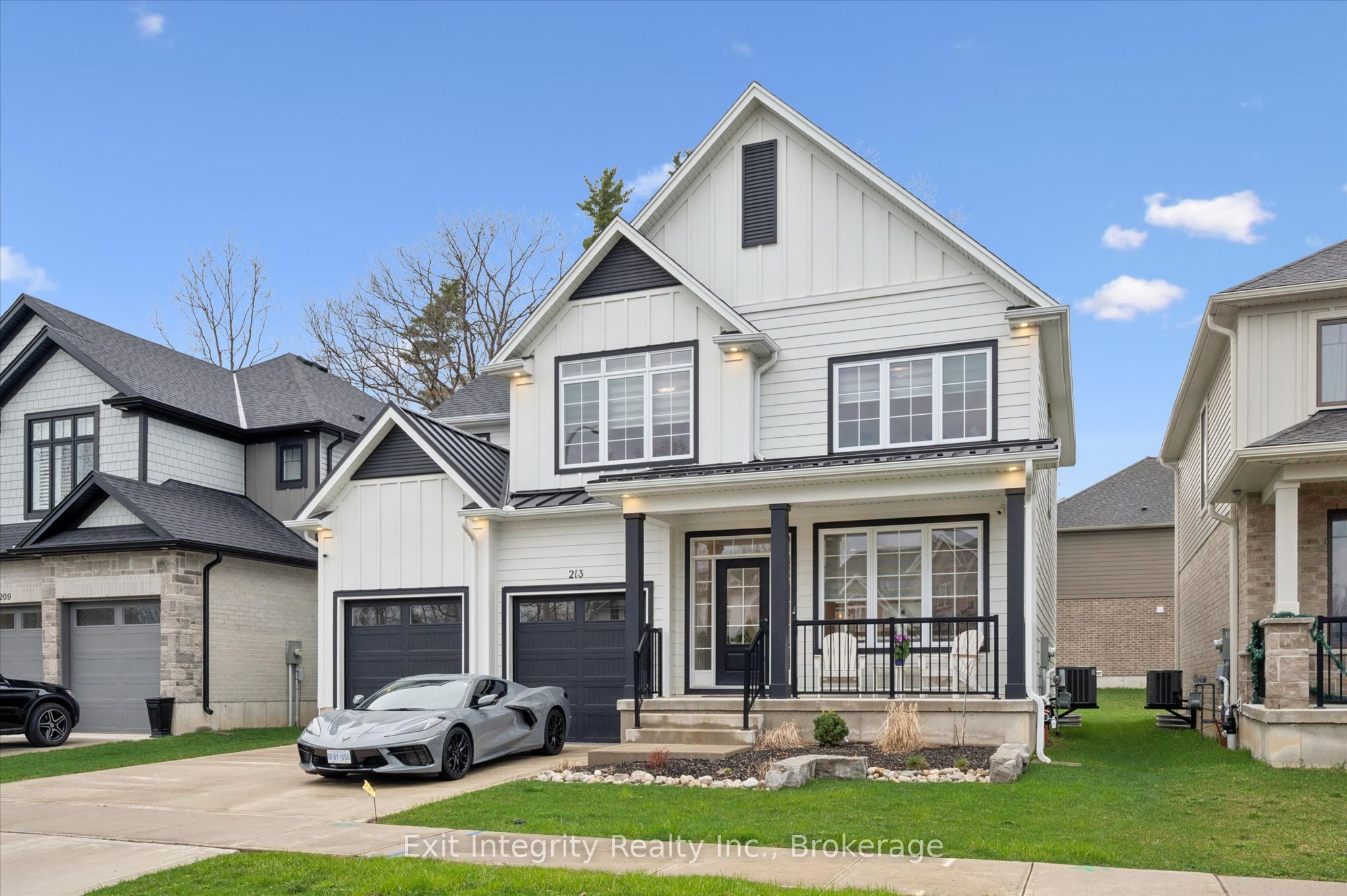 213 Fallowfield Drive