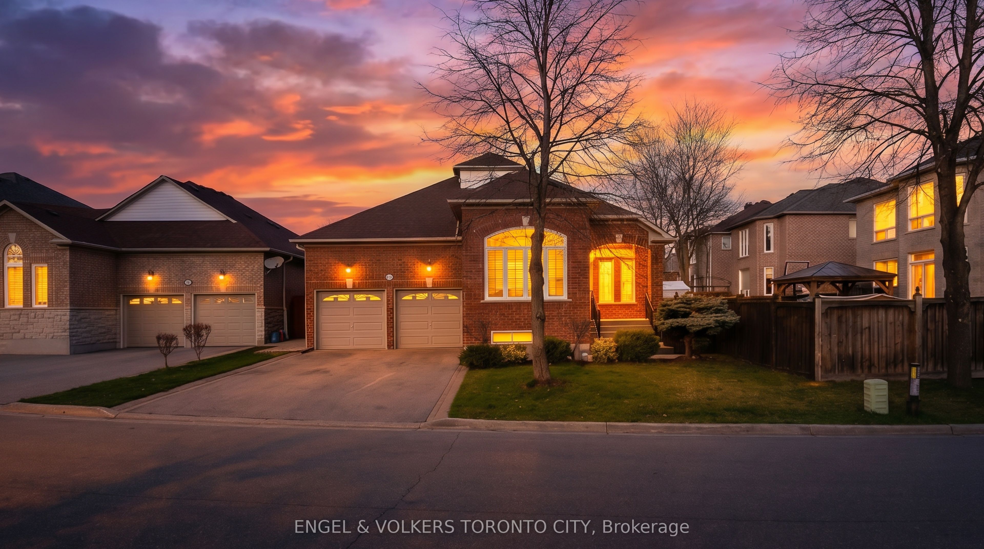 11 Aventura Crescent