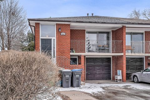 516 Kelvedon Mews Mississauga ON L4Z 1G4