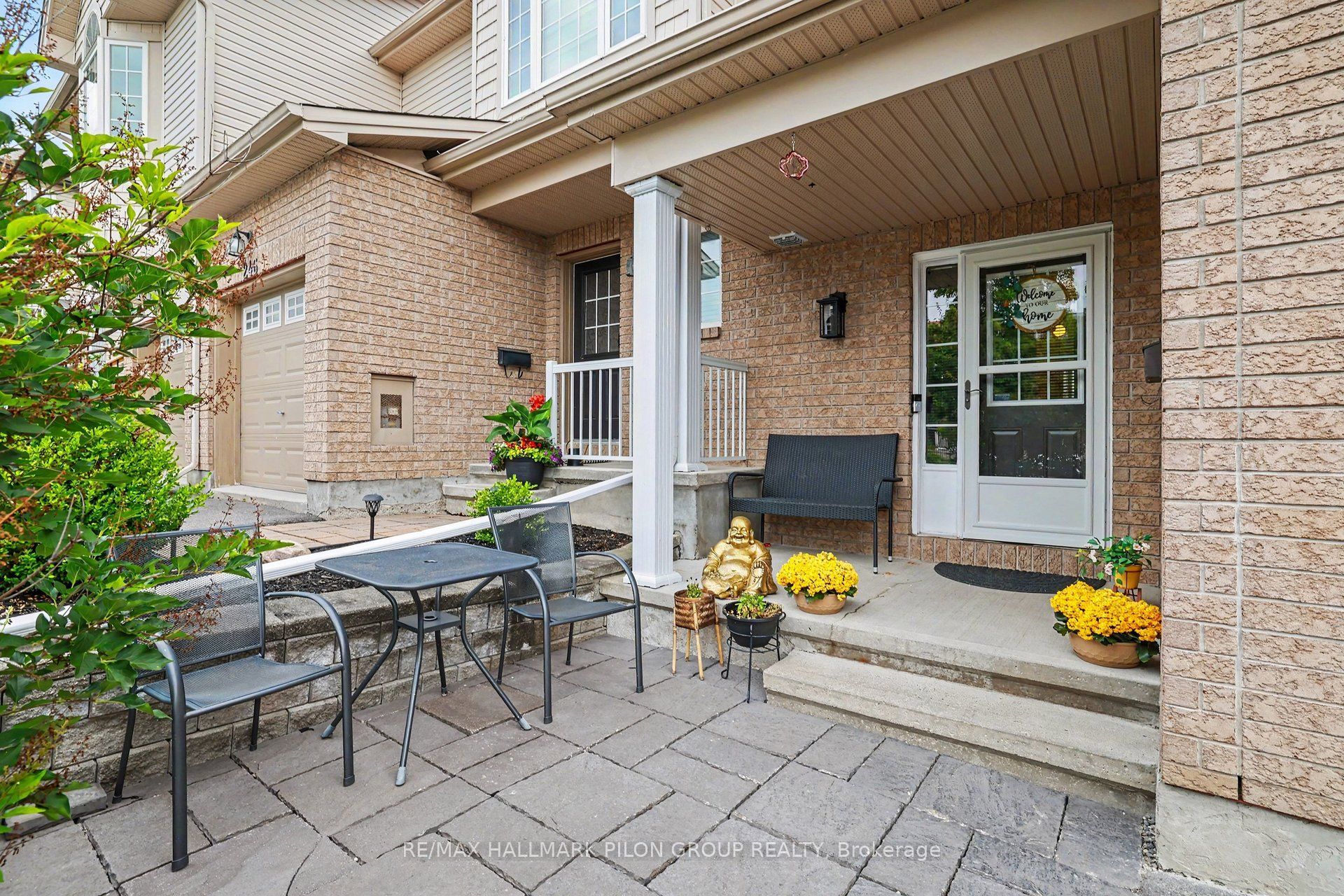 244 Rolling Meadow Crescent