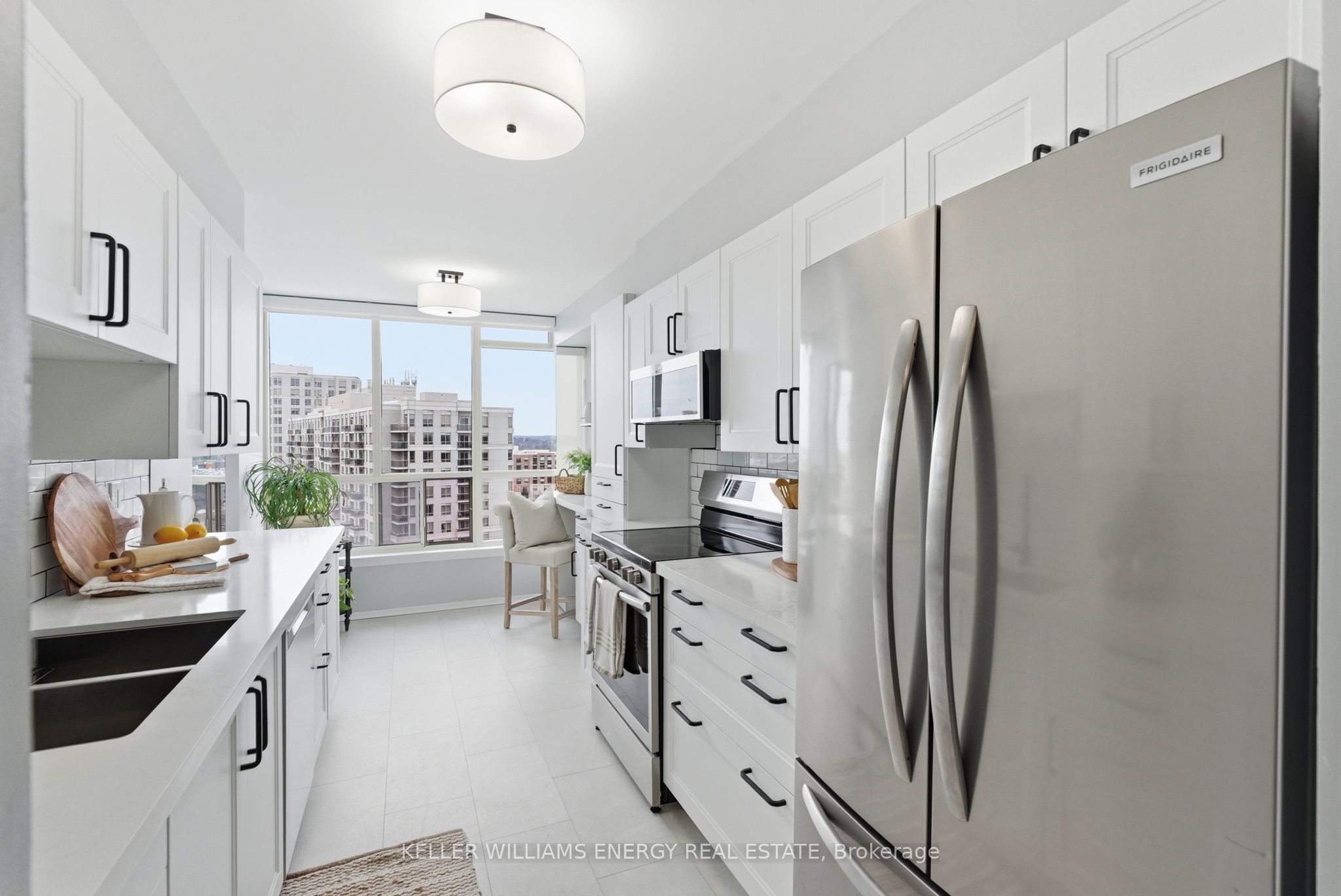 1890 Valley Farm Road 1008