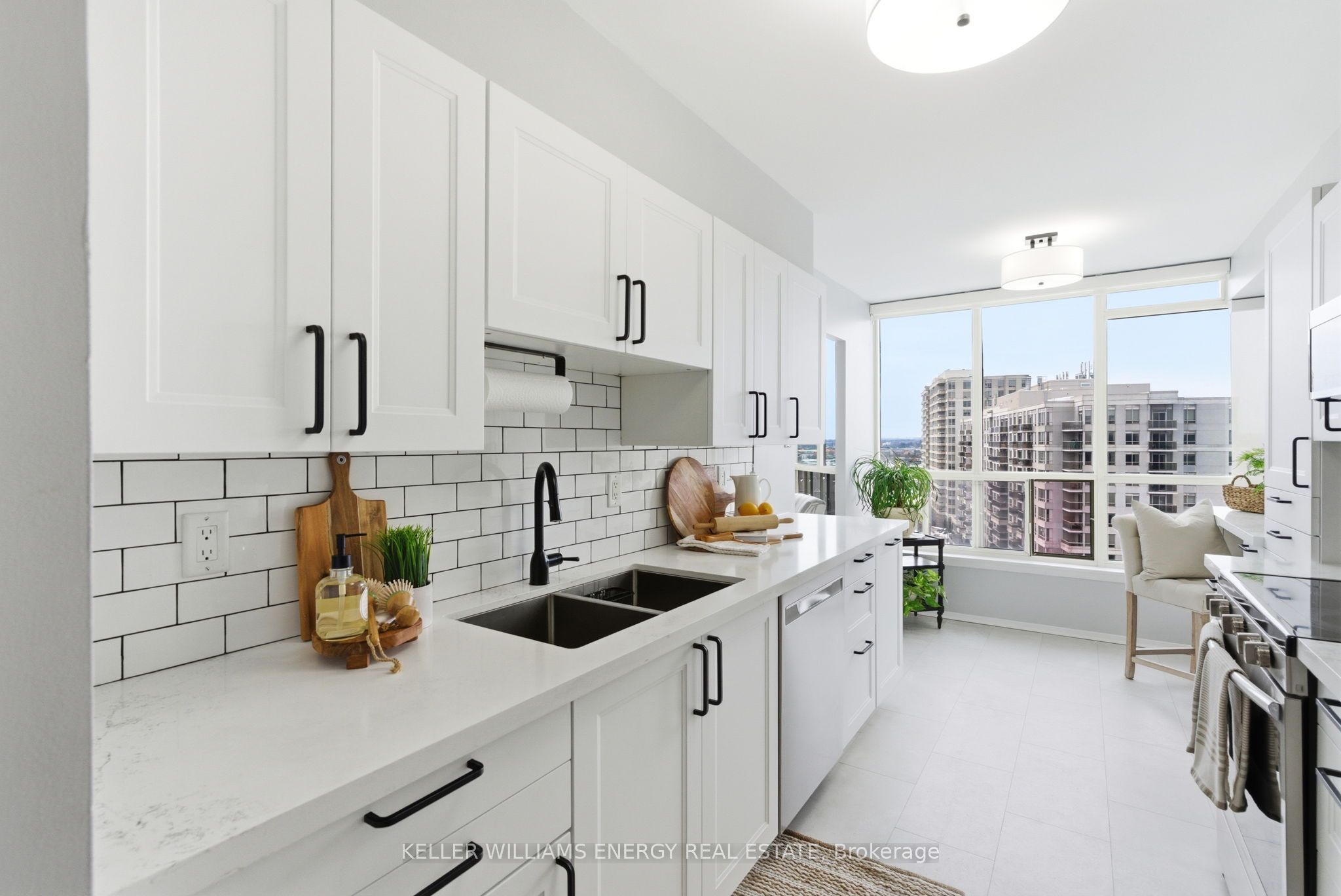 1890 Valley Farm Road 1008