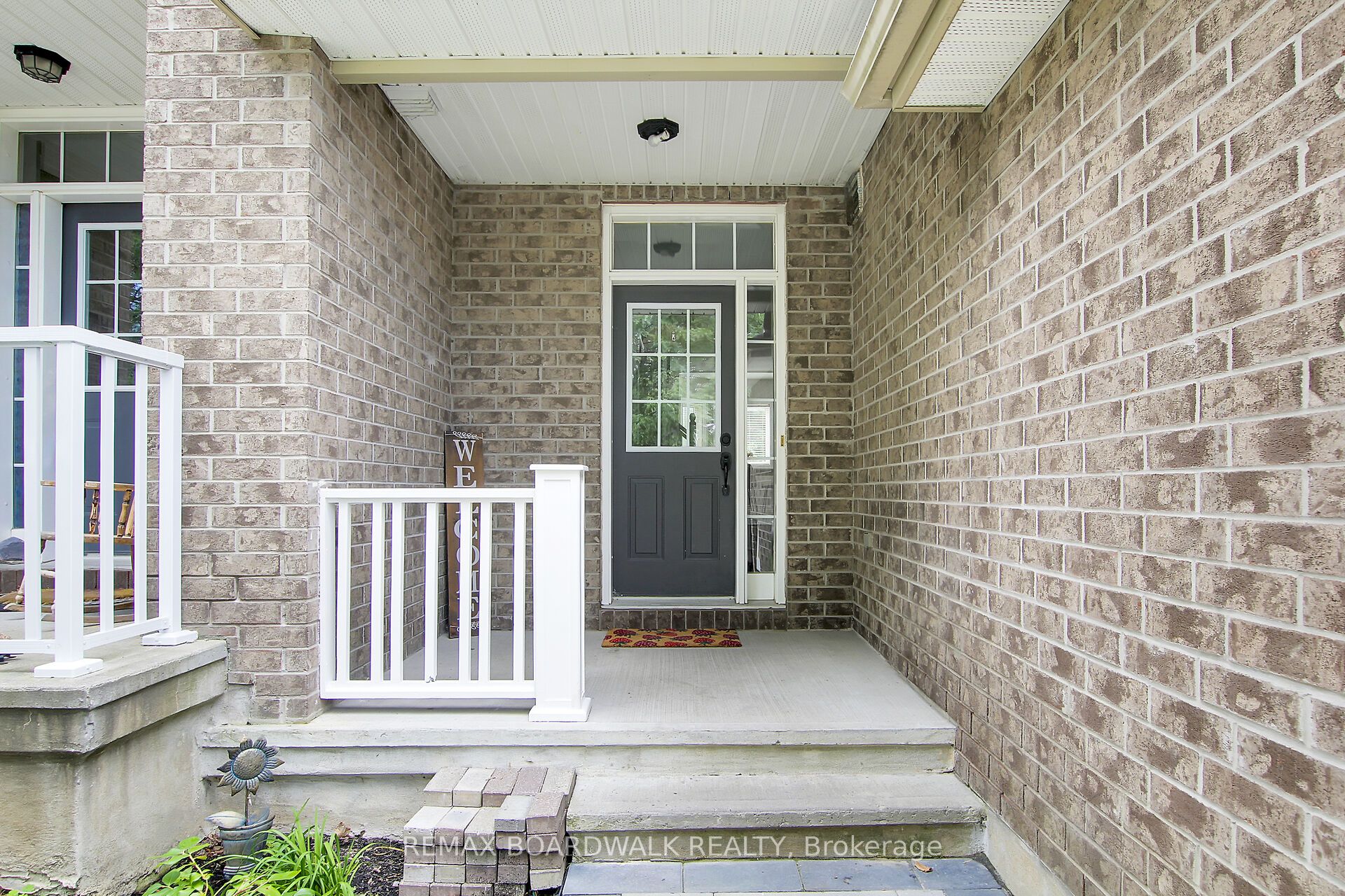 86 Saddlesmith Circle
