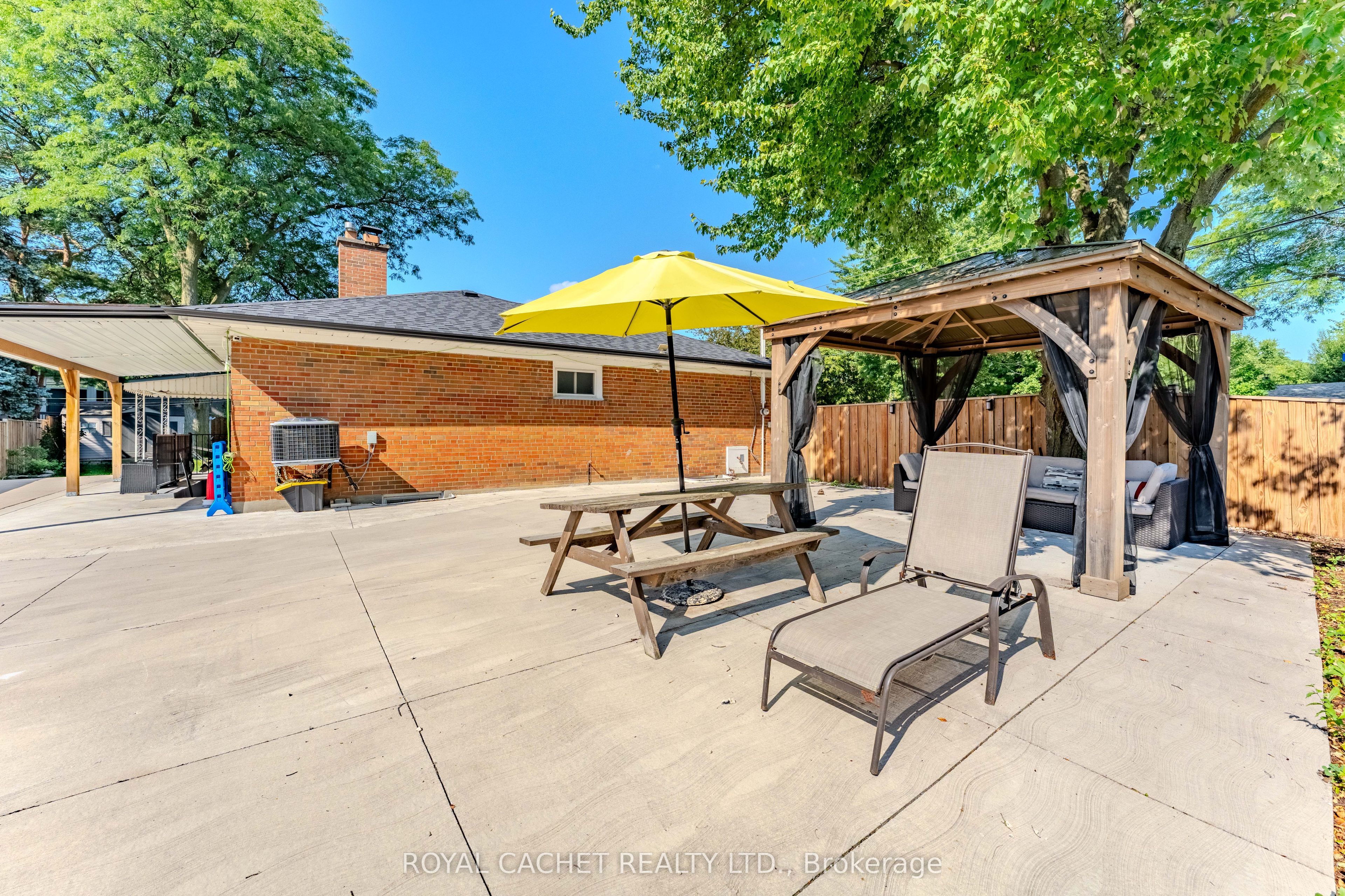 1074 Flagship Drive