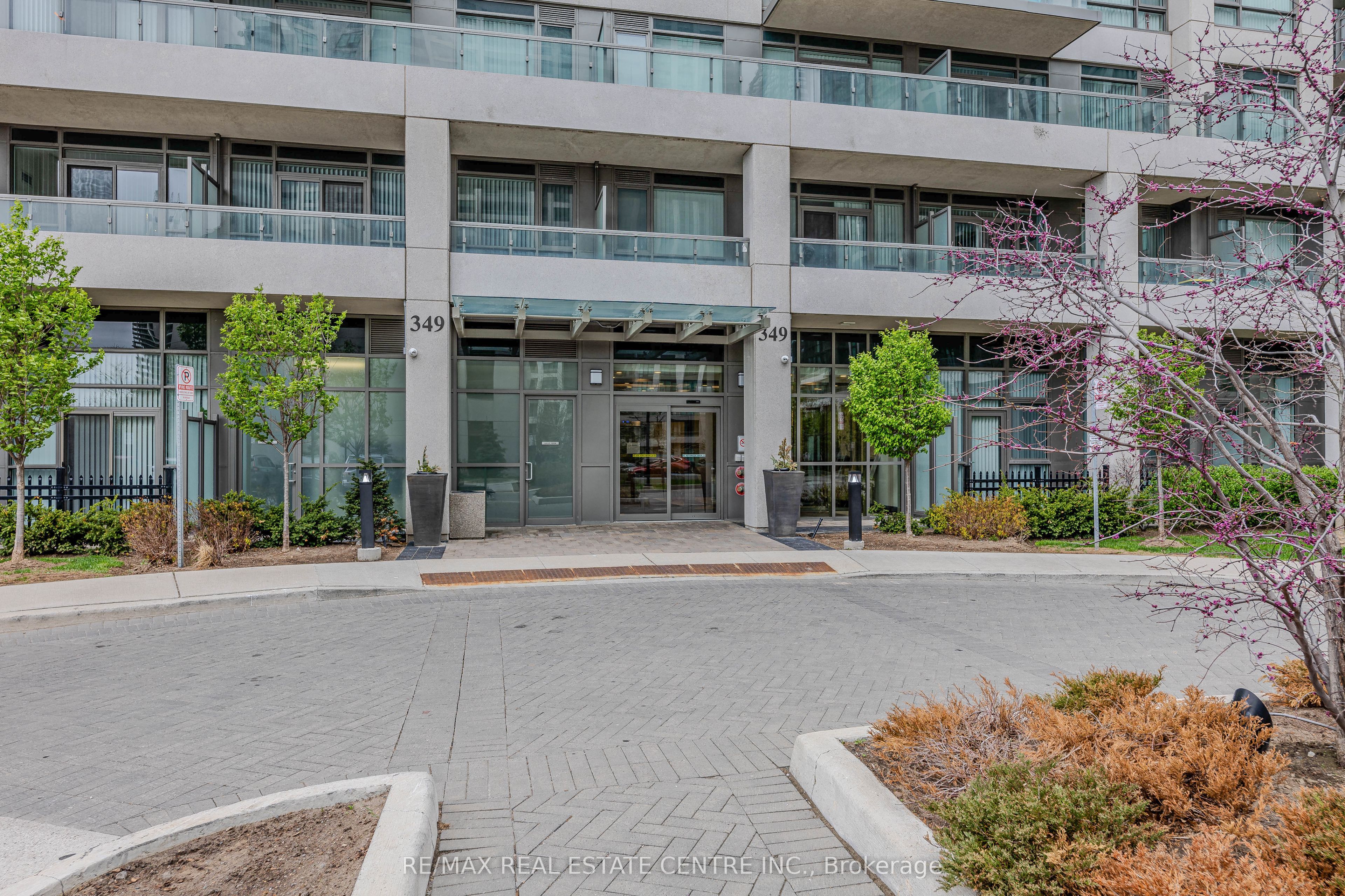 349 Rathburn Road 507