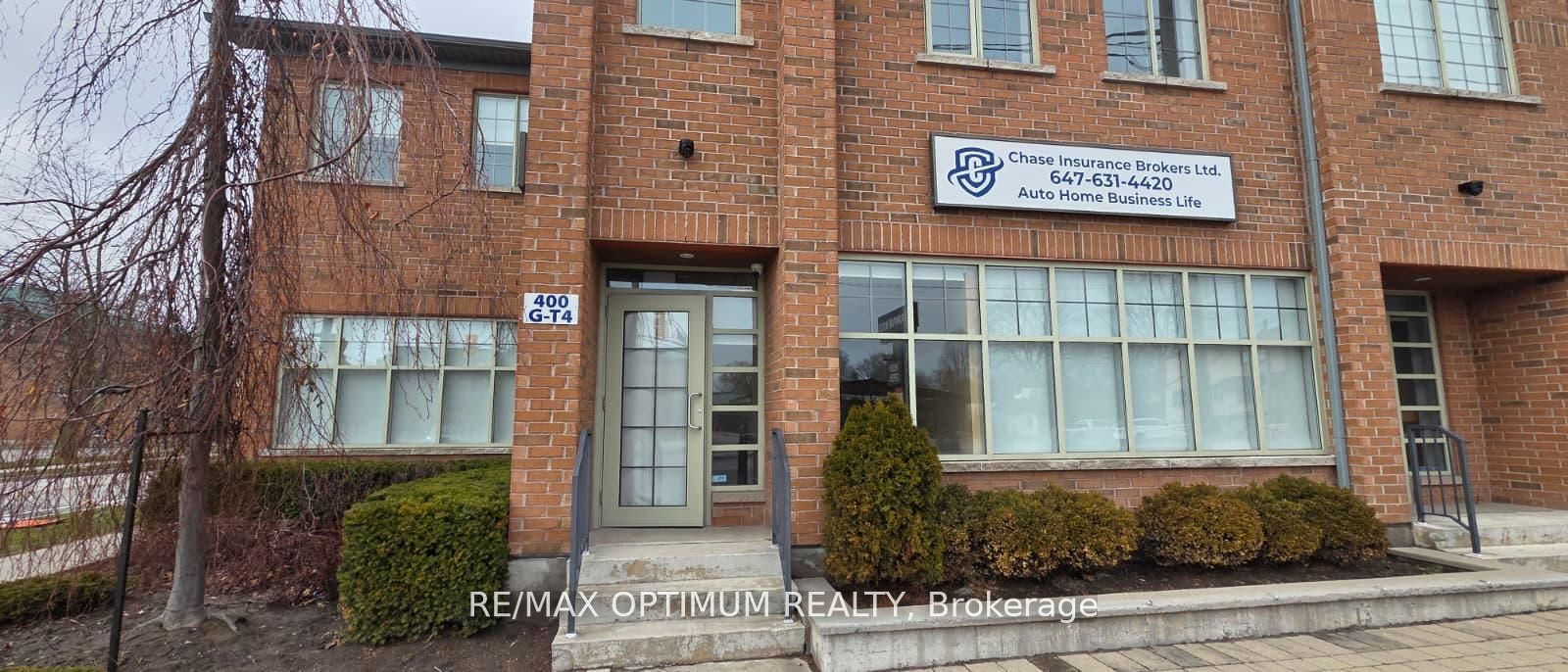 400 Dundas Street G - T4 Room 1