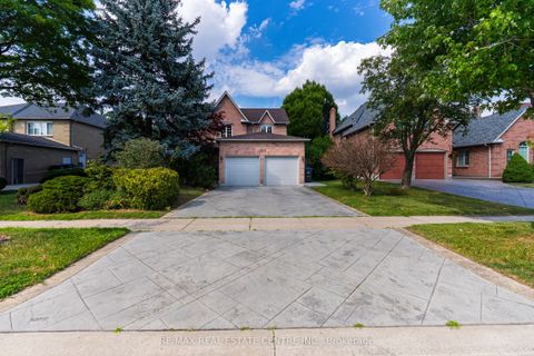 4623 Hewicks Lane Mississauga ON L5M 3L8