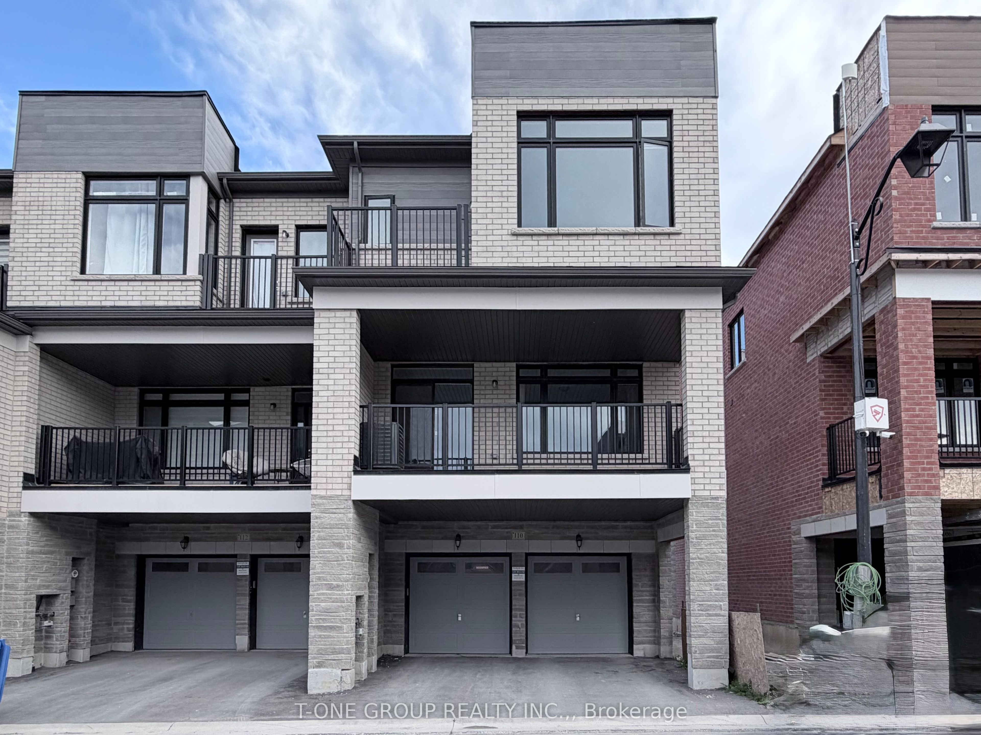 110 Blick Crescent