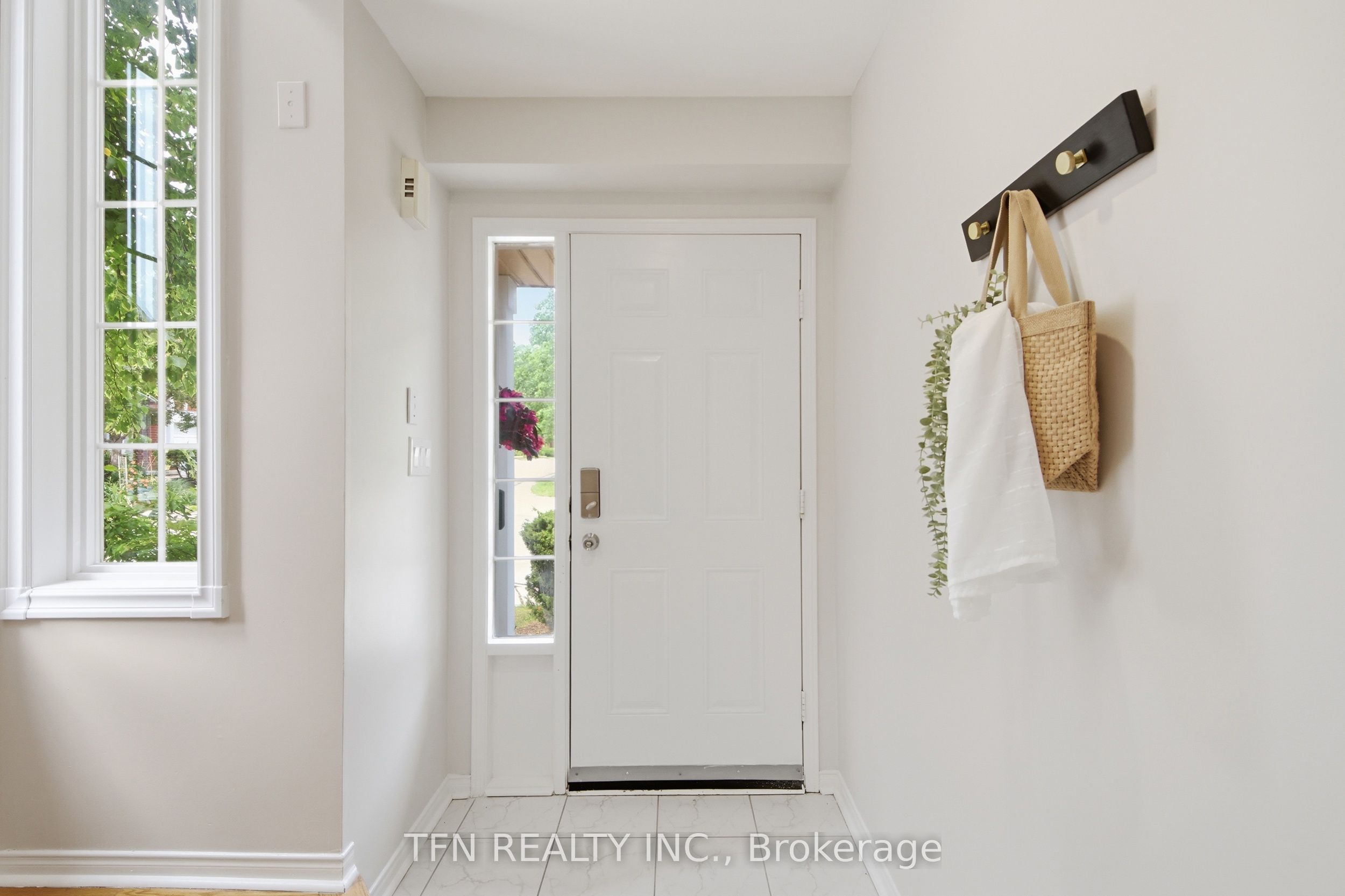 1591 South Parade Court 14