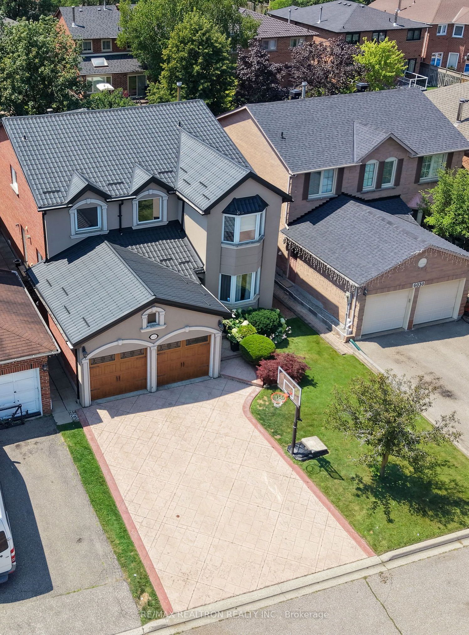 6026 Roxbury Road