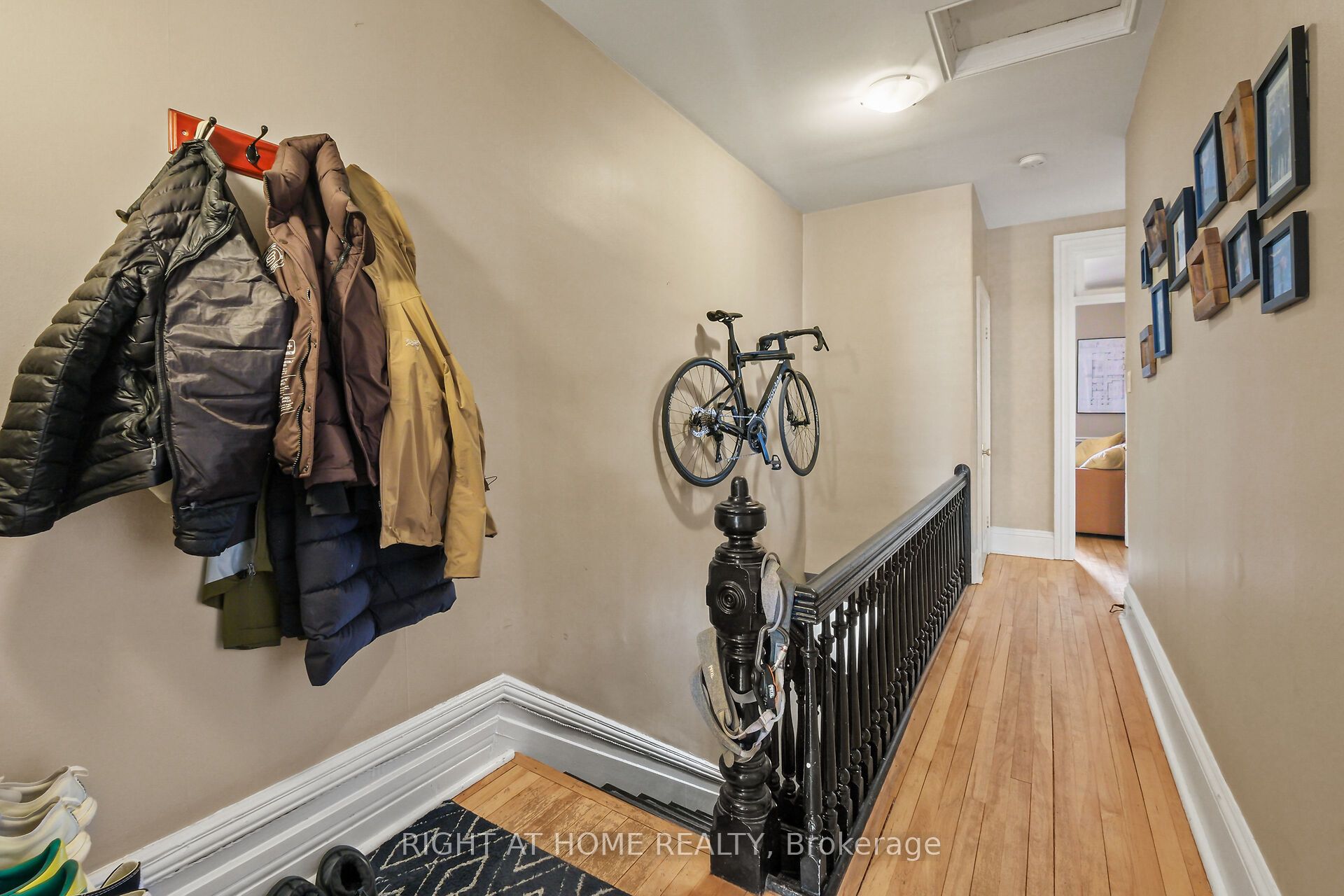 93 Gilmour Street