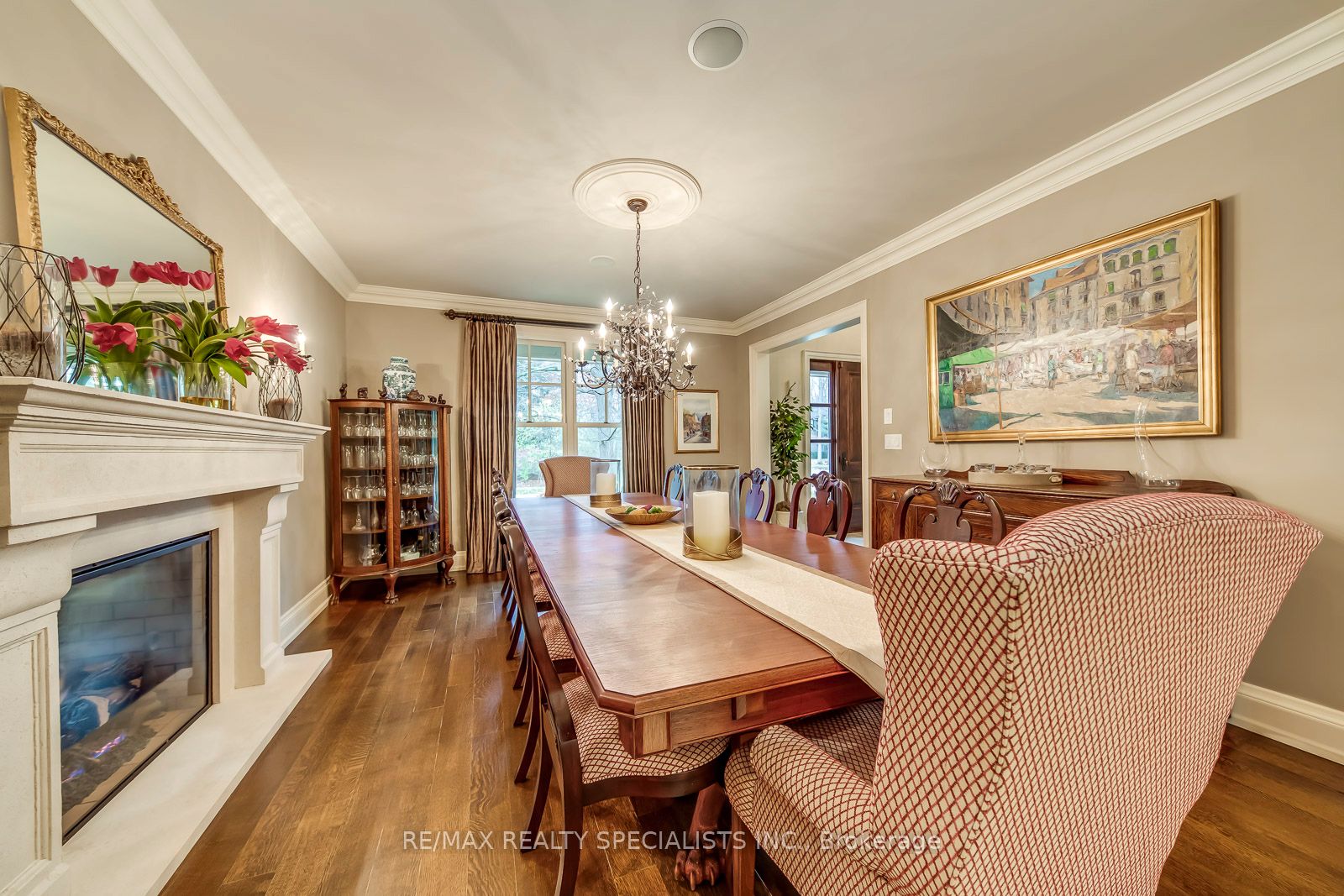 1199 Whiteoaks Avenue