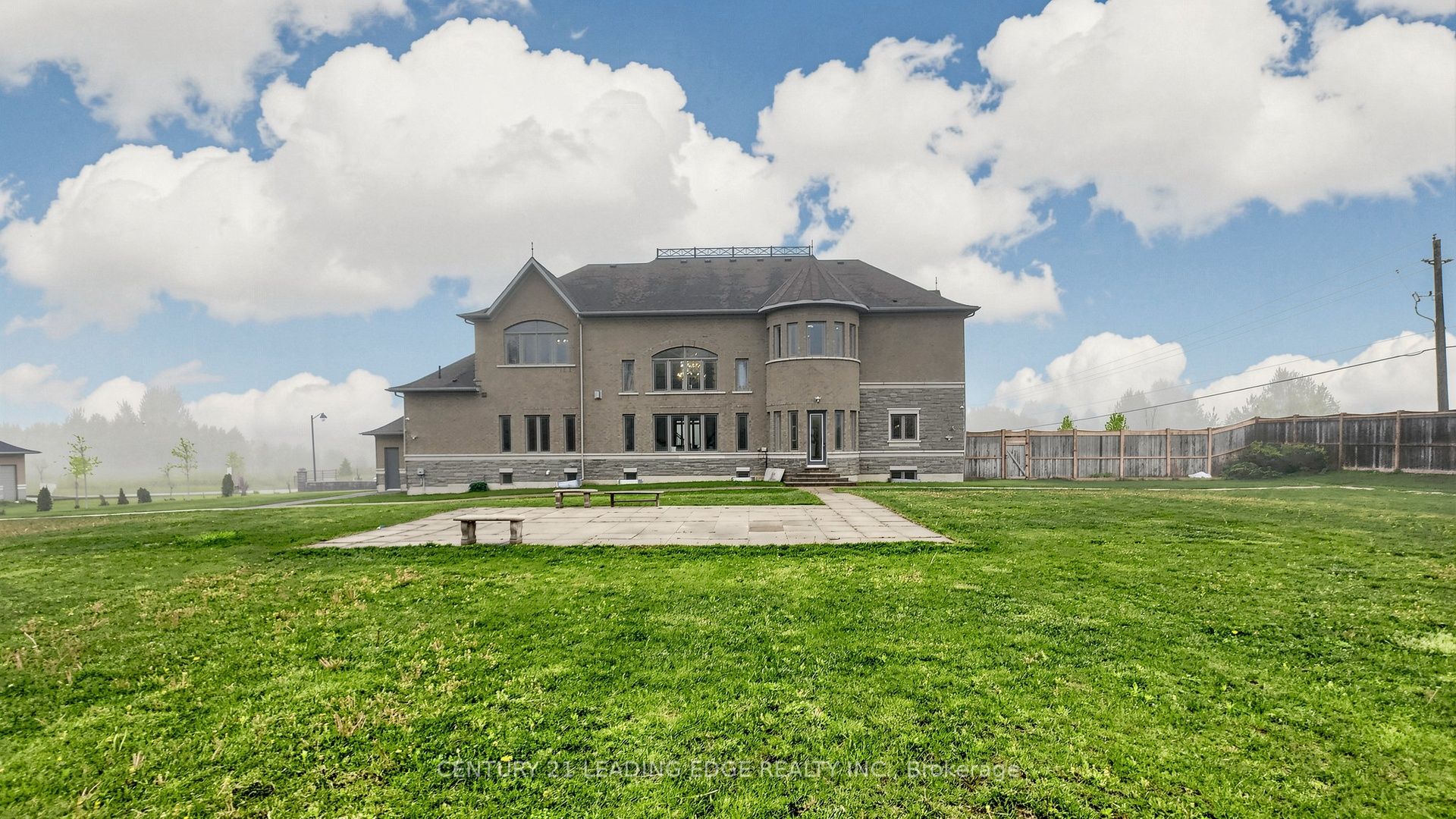 2 Sam Davis Court