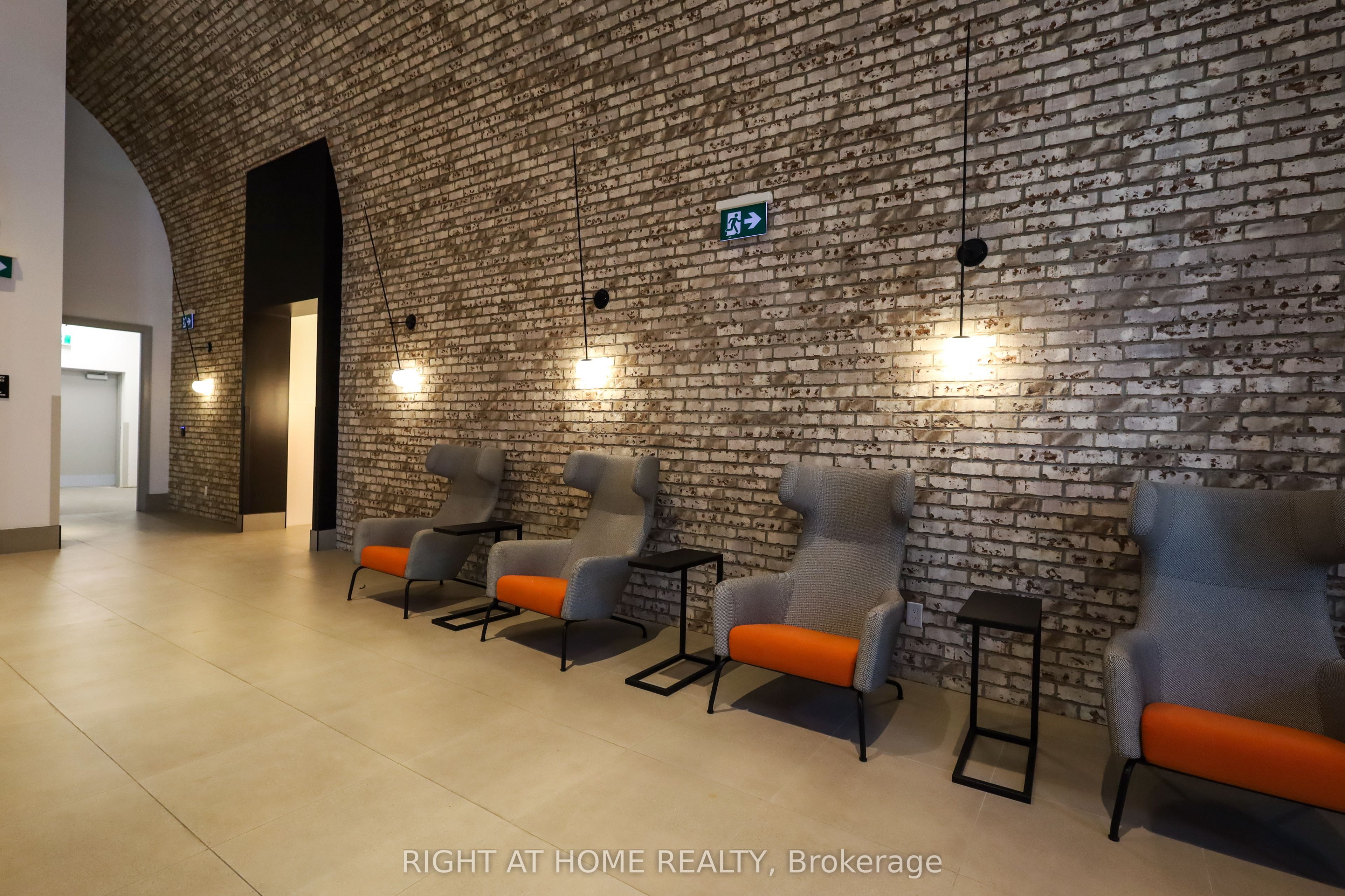 285 Dufferin Street 1508