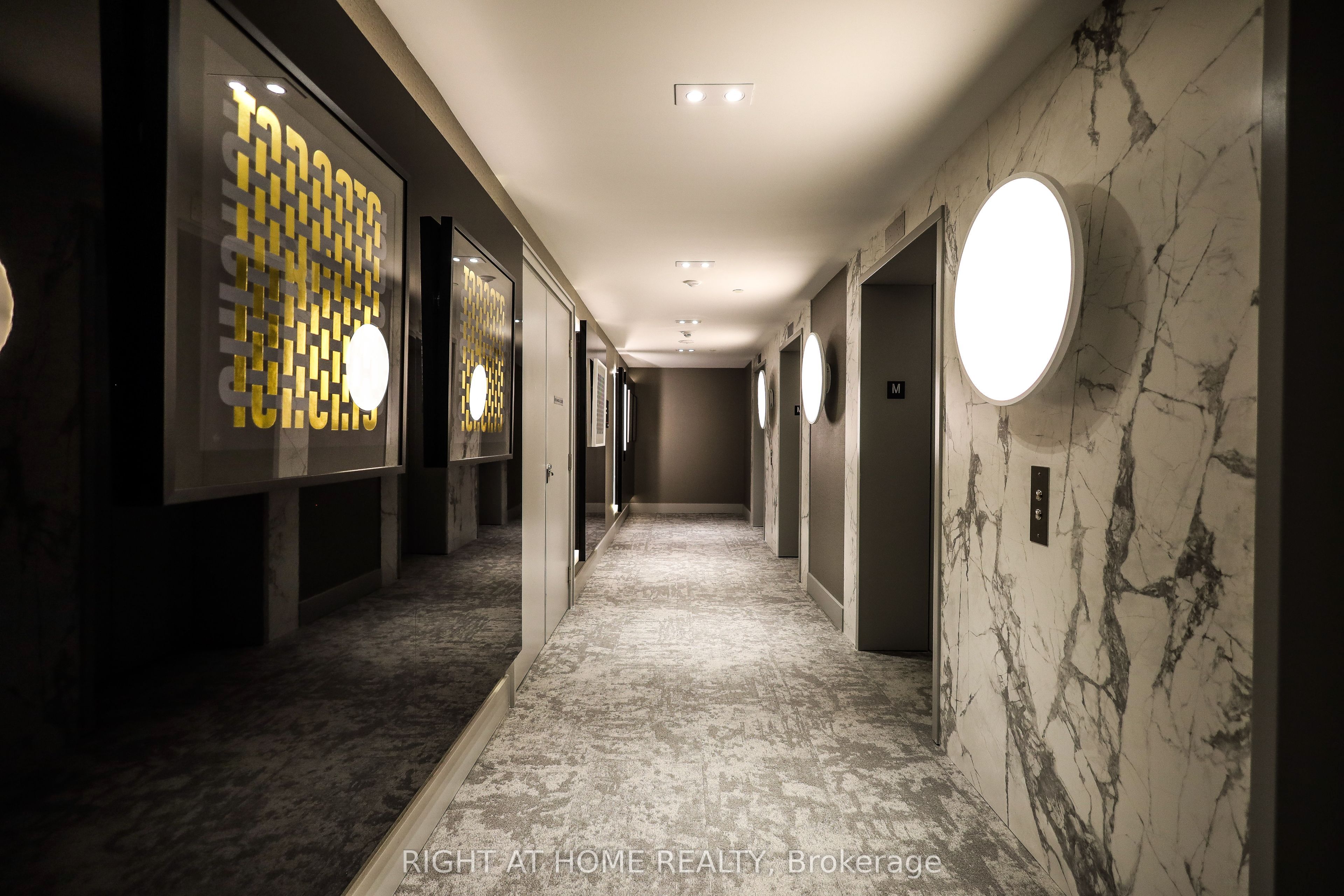 285 Dufferin Street 1508