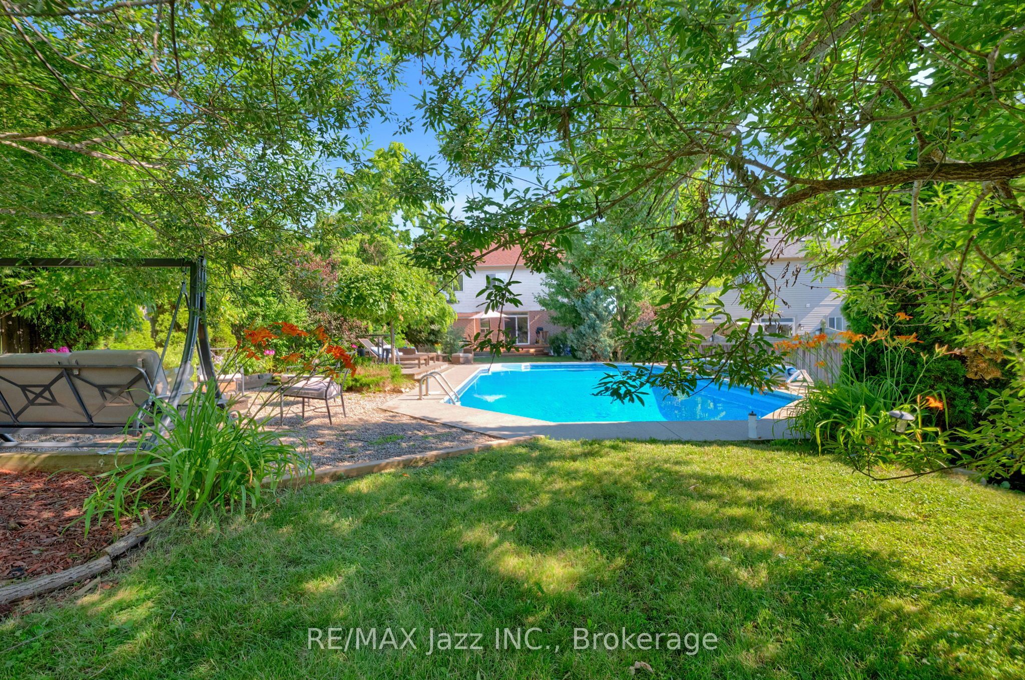 1098 Keswick Court