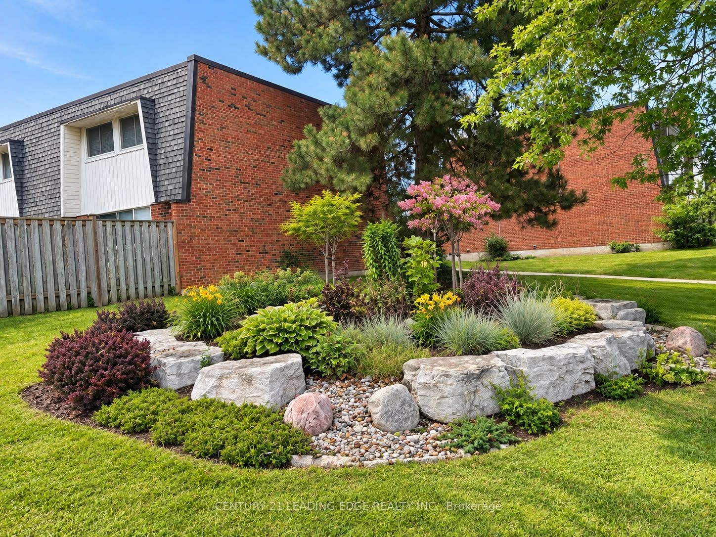 112 Deacon Lane