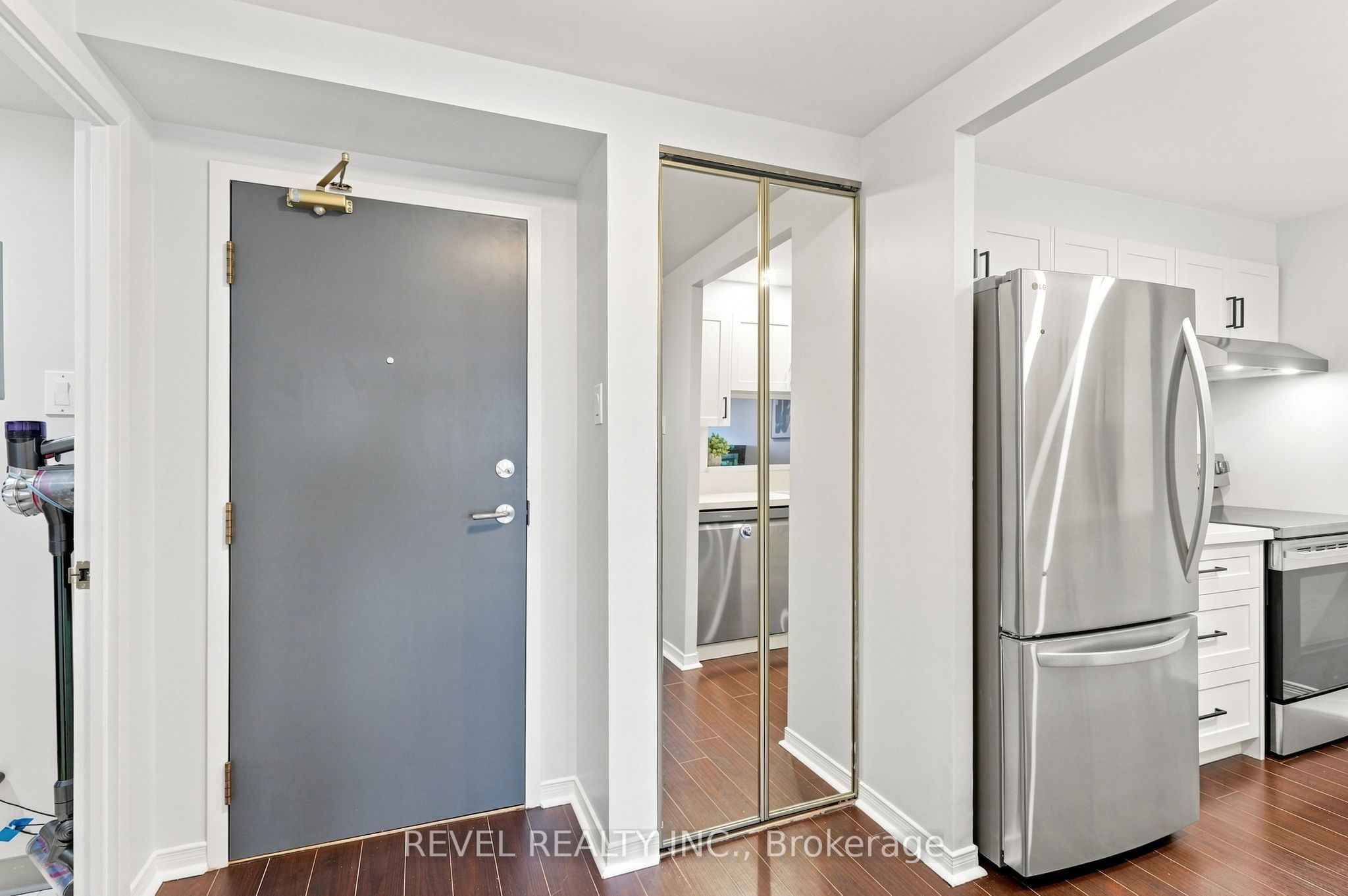 1655 Pickering Parkway 306