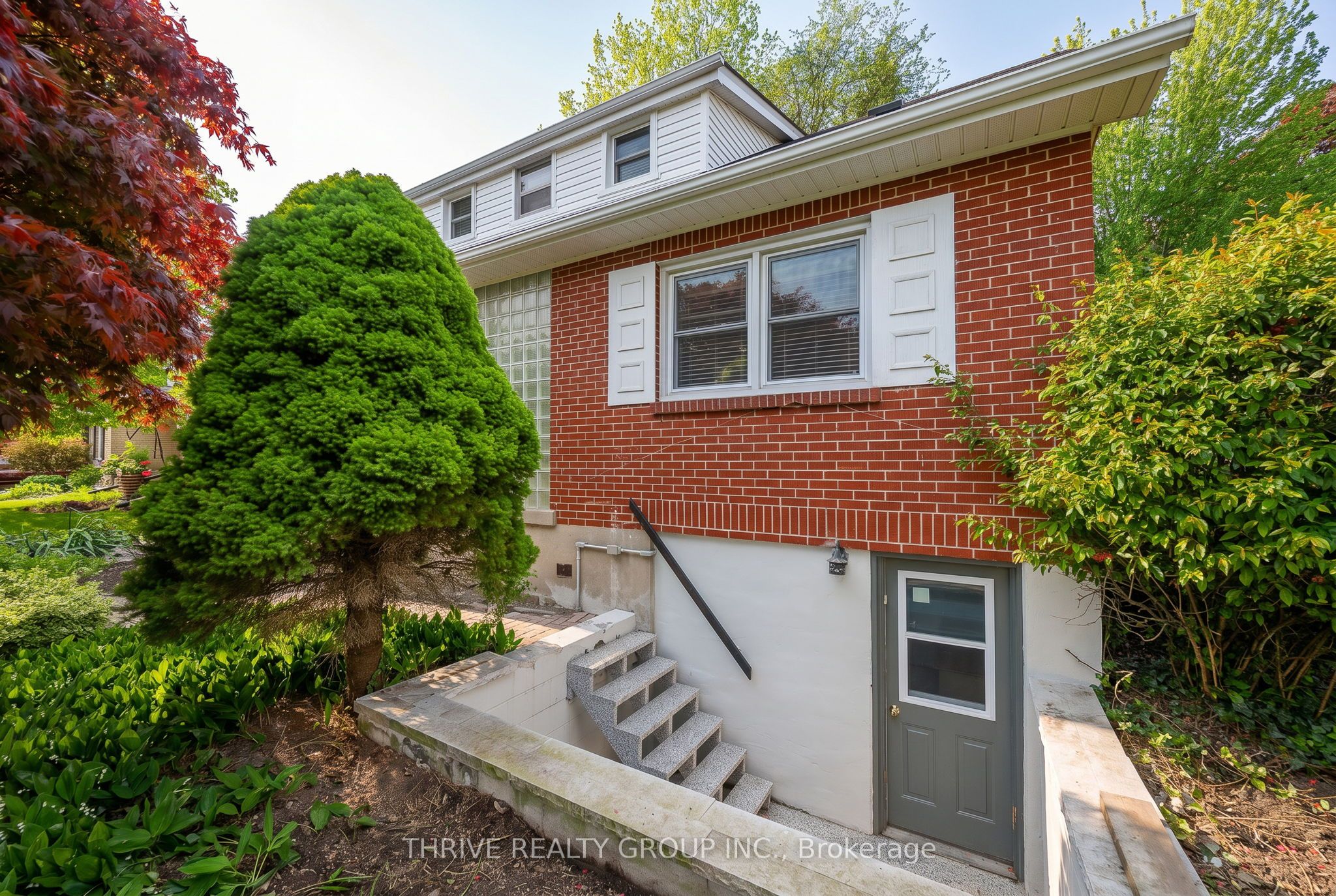 17 Croxton Road W