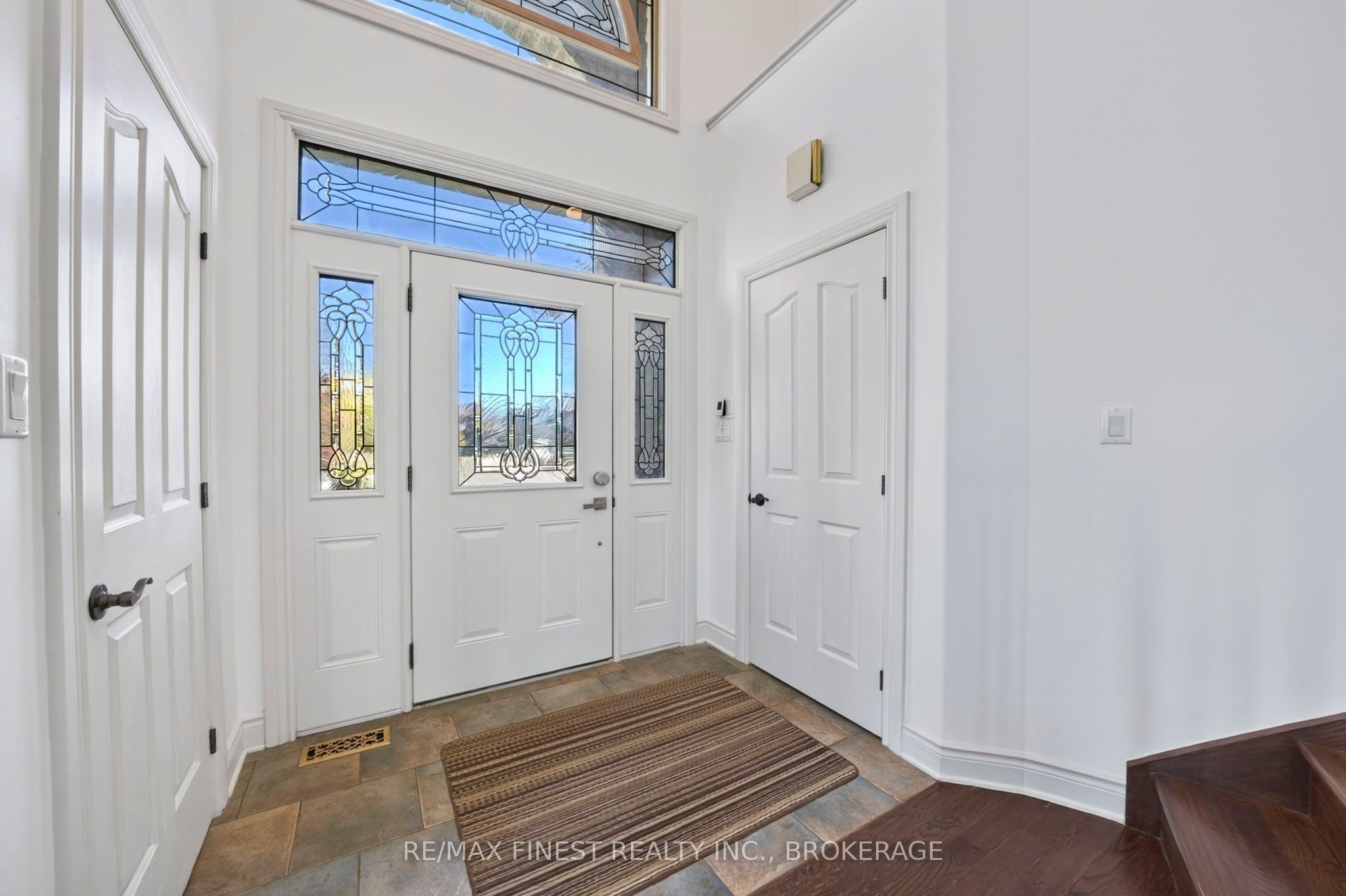 710 Kananaskis Drive