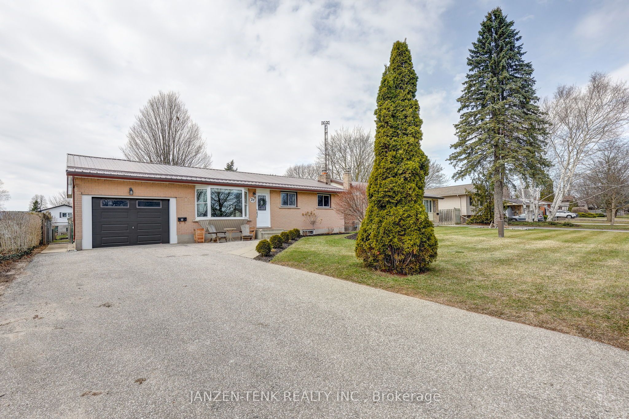 24 Centennial Avenue