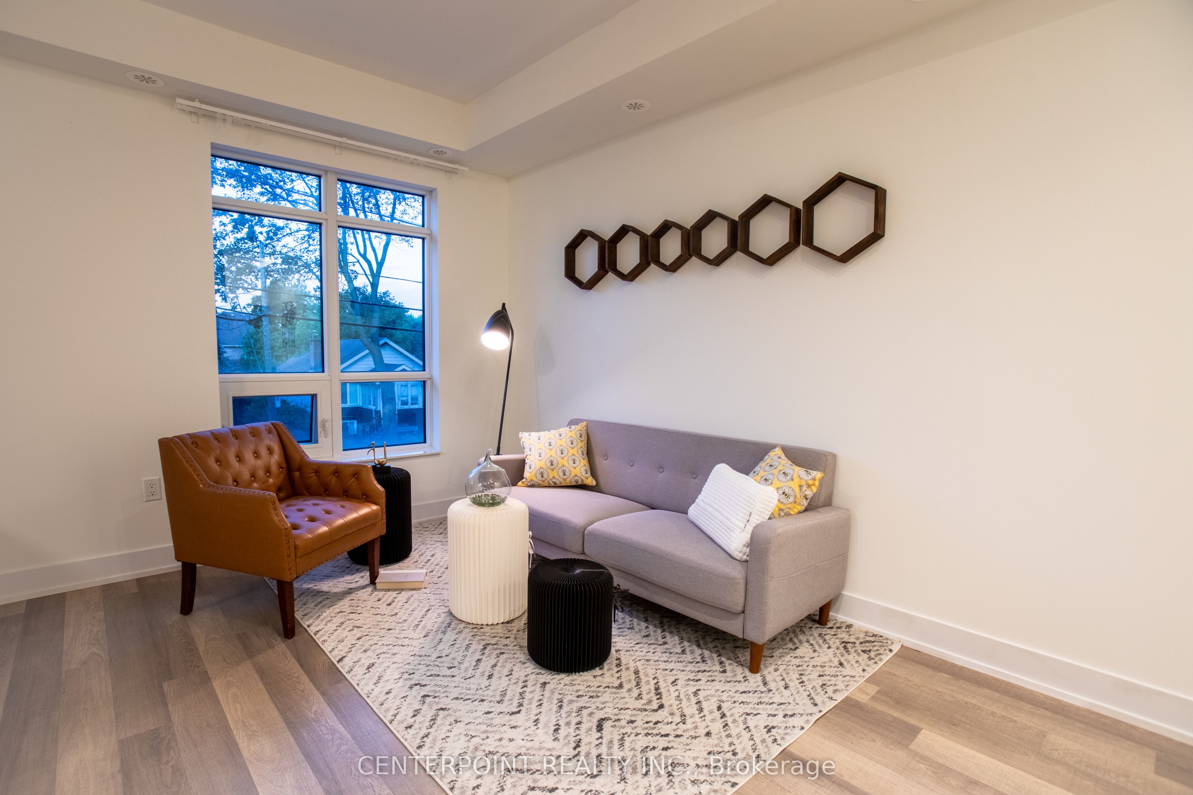 52 Holmes Avenue 9