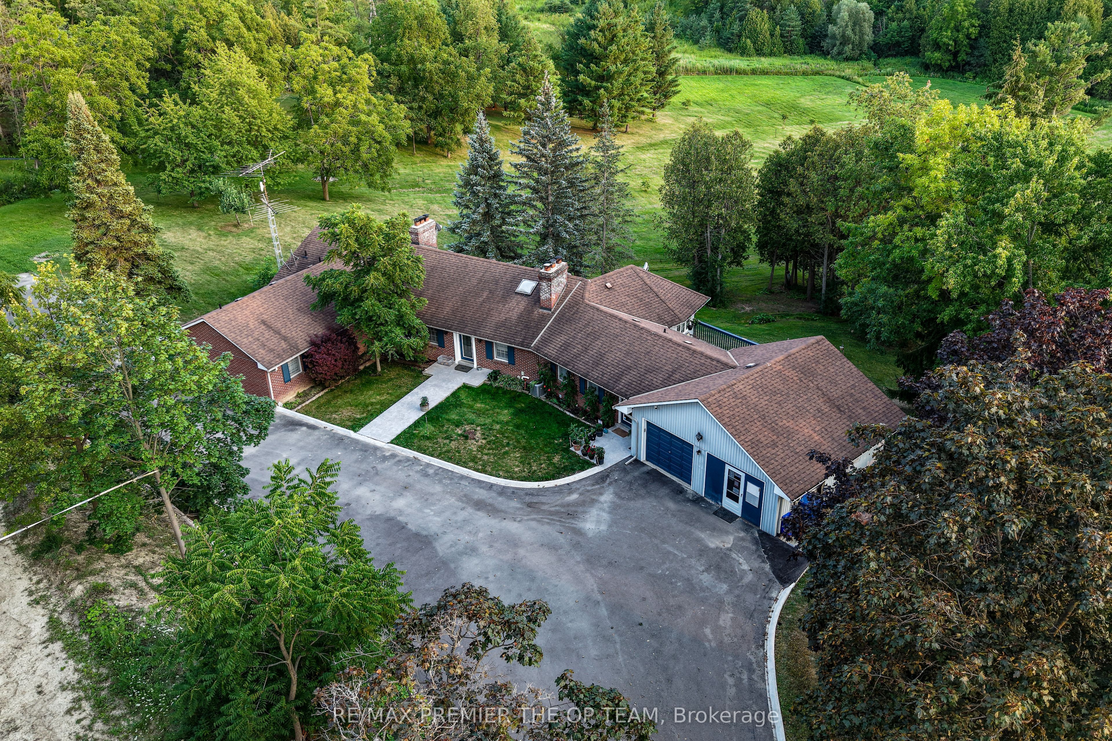 3815 King Road