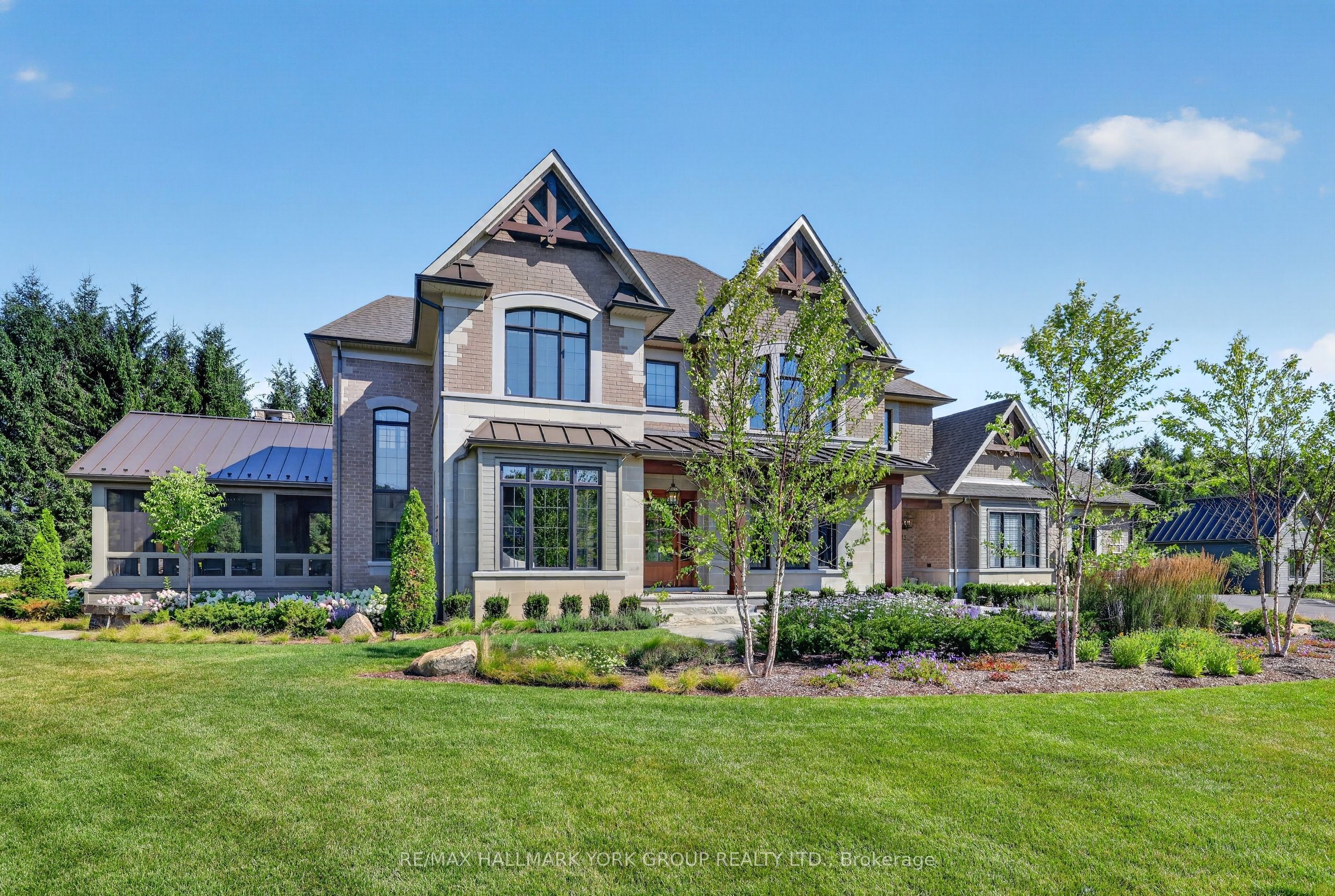 13 Newton Reed Crescent
